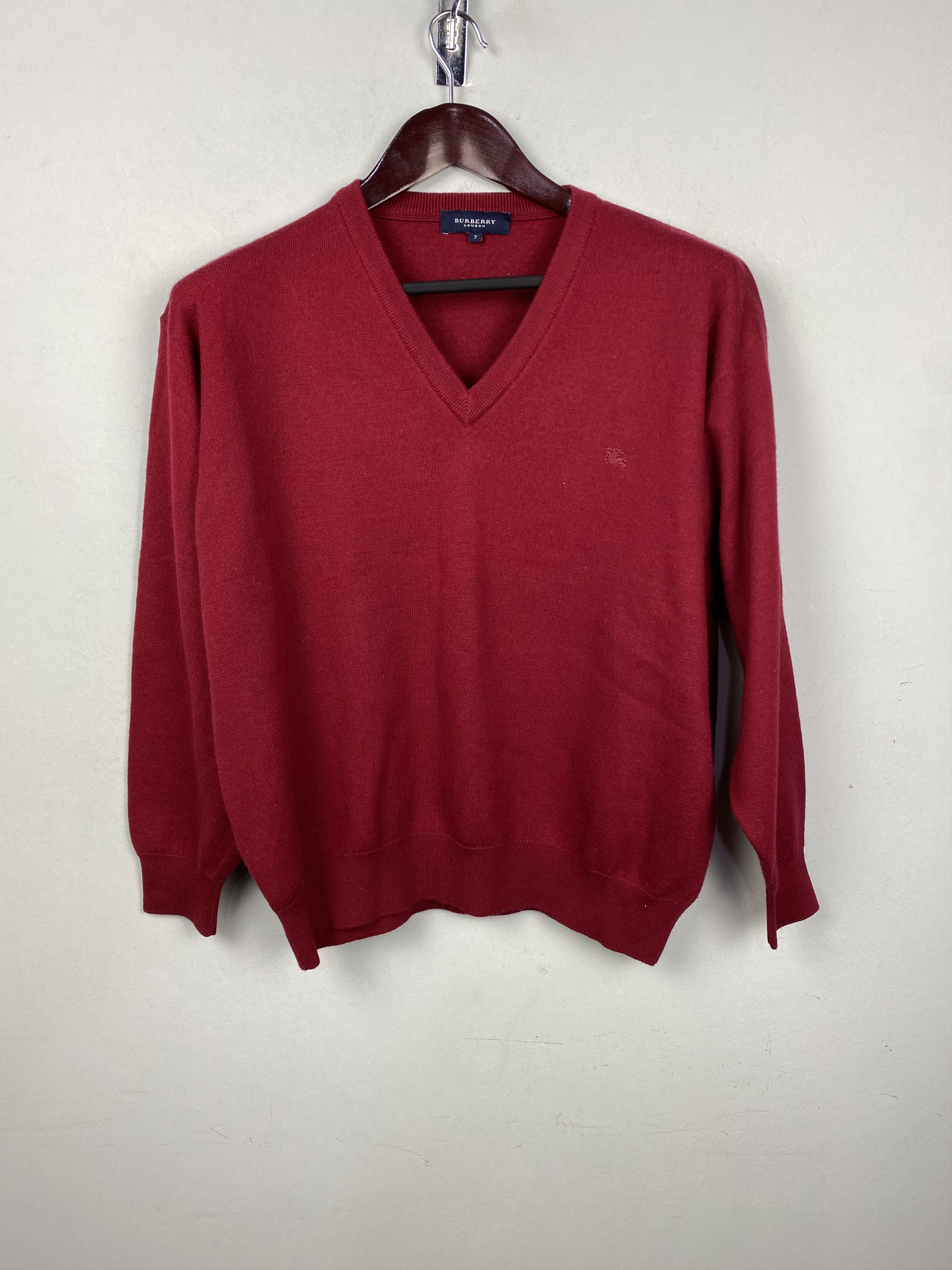 Burberry 🔥 Sweater wool Burberry london burgundy v neck Size US M / EU 48-50 / 2 - 2 Thumbnail