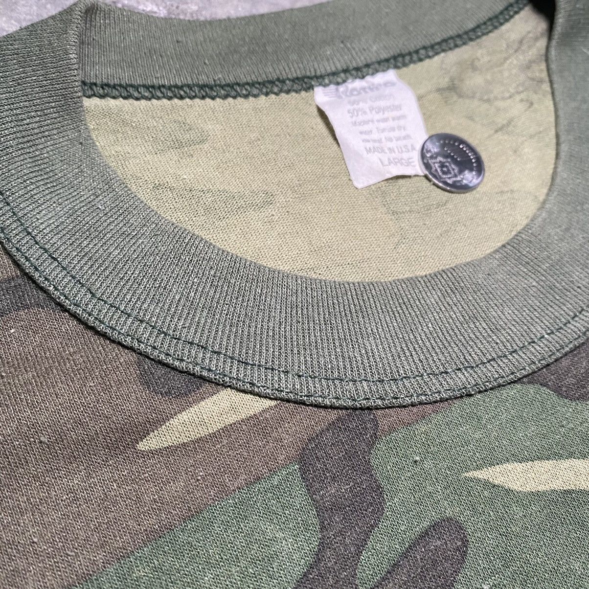 TRUE VINTAGE 80’s ROTHCO ARMY CAMO LONGSLEEVE T SHIRT