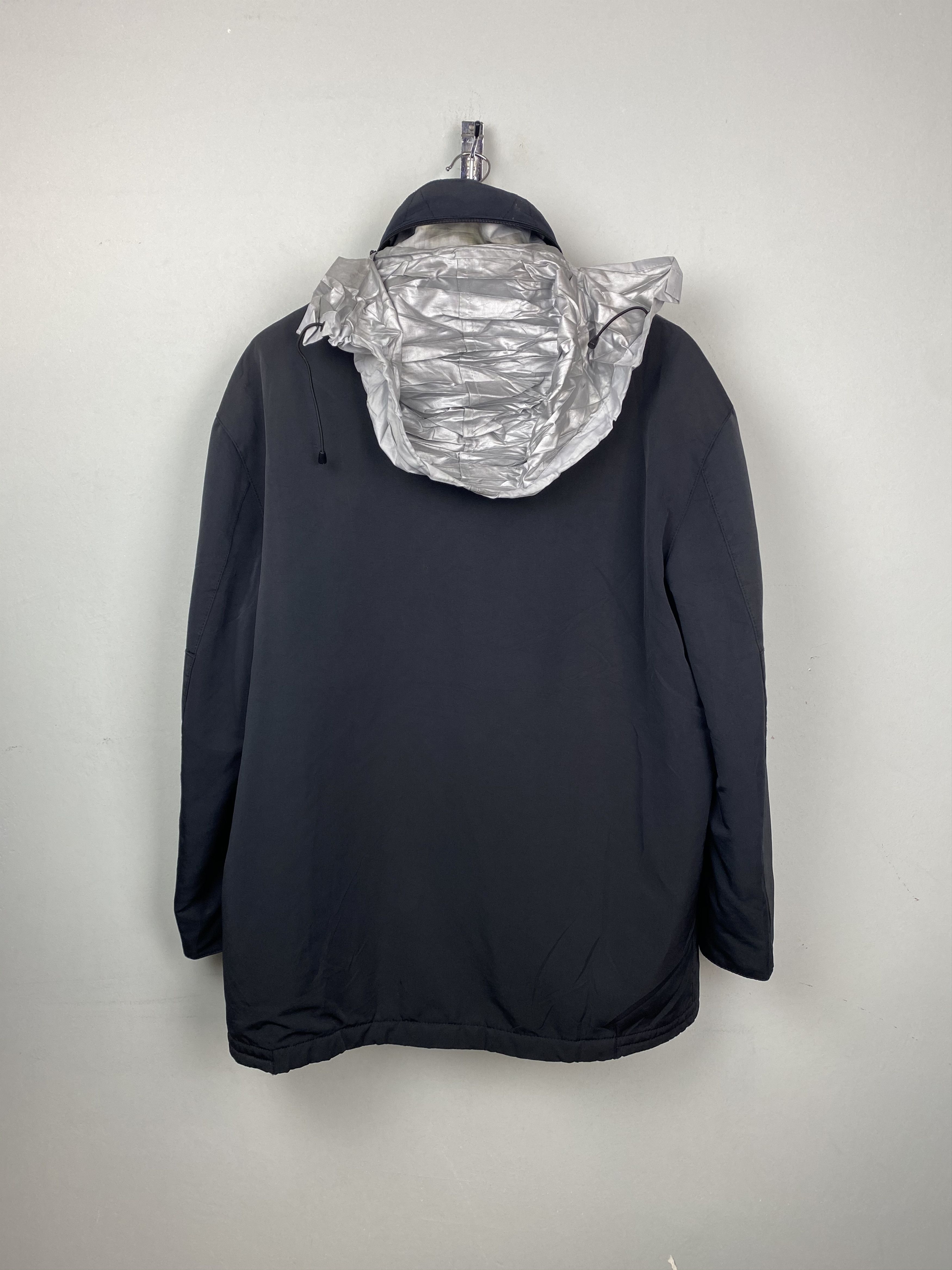 Yves Saint Laurent Yves saint laurent ysl jacket waterproof xl hooded chrome Size US XL / EU 56 / 4 - 2 Thumbnail