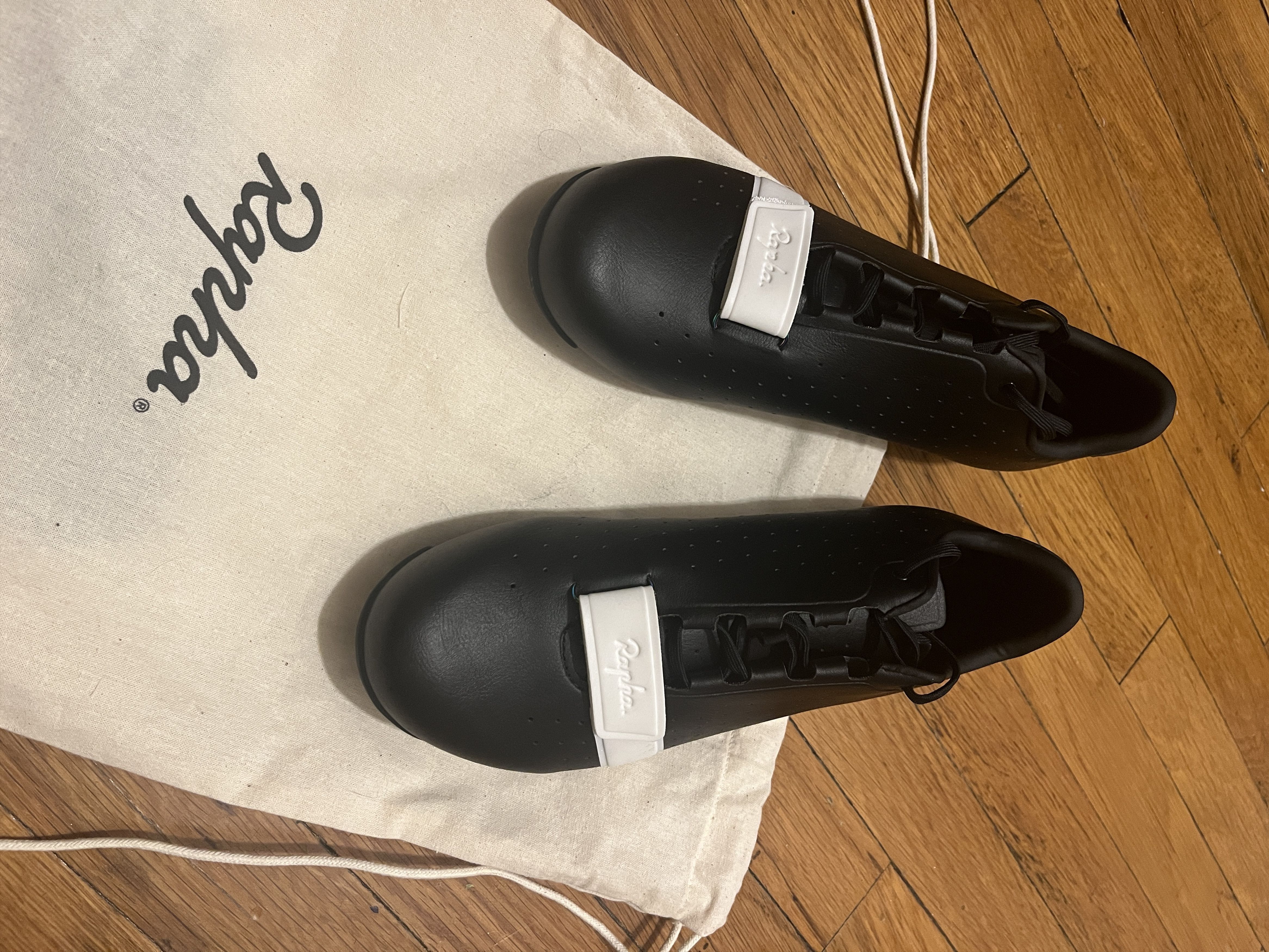 Rapha Classic Cycling Shoes Size US 10 / EU 43 - 1 Thumbnail