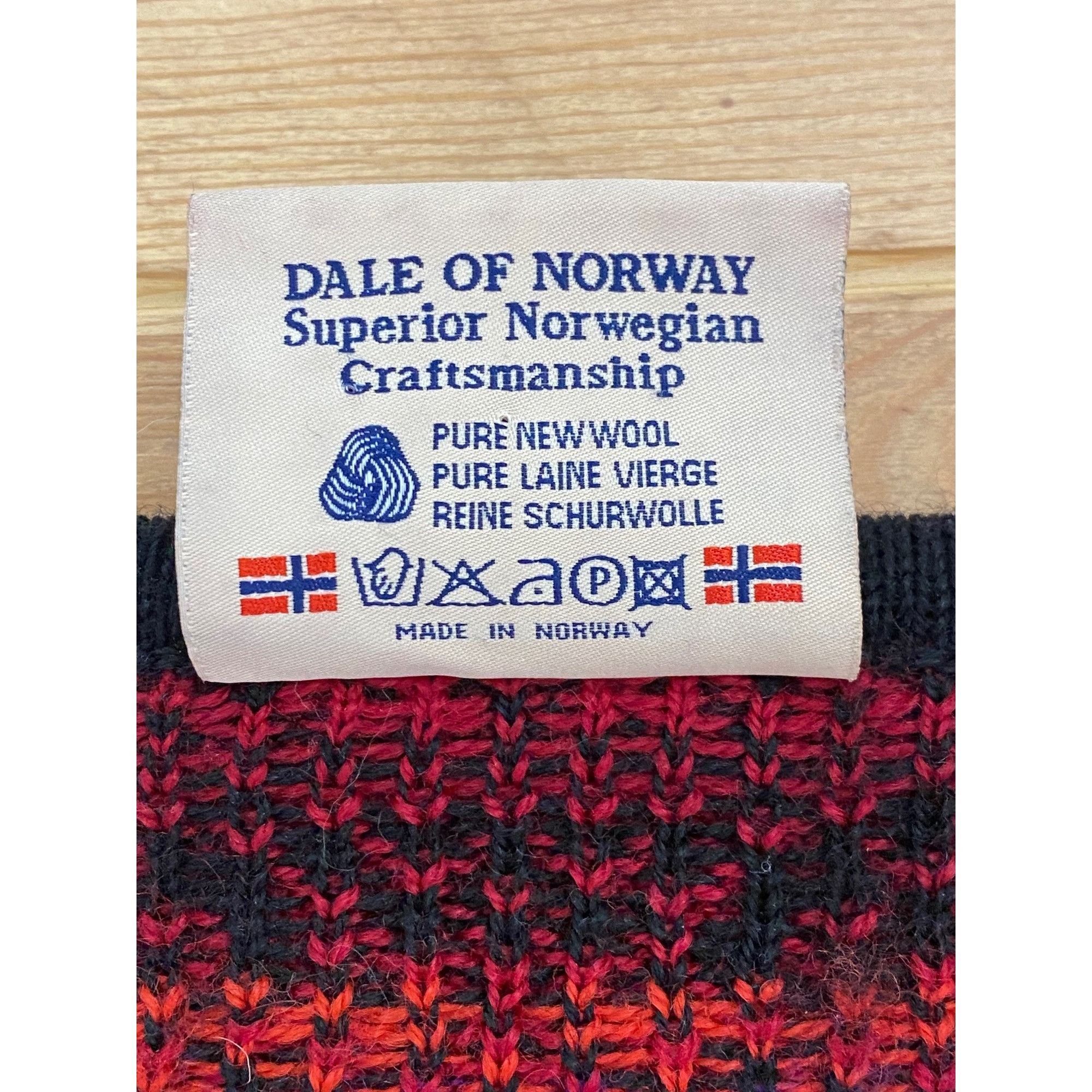 Dale Of Norway Dale of Norway Wool Cardigan Sweater Red Purple Pewter Butto Size M / US 6-8 / IT 42-44 - 9 Thumbnail