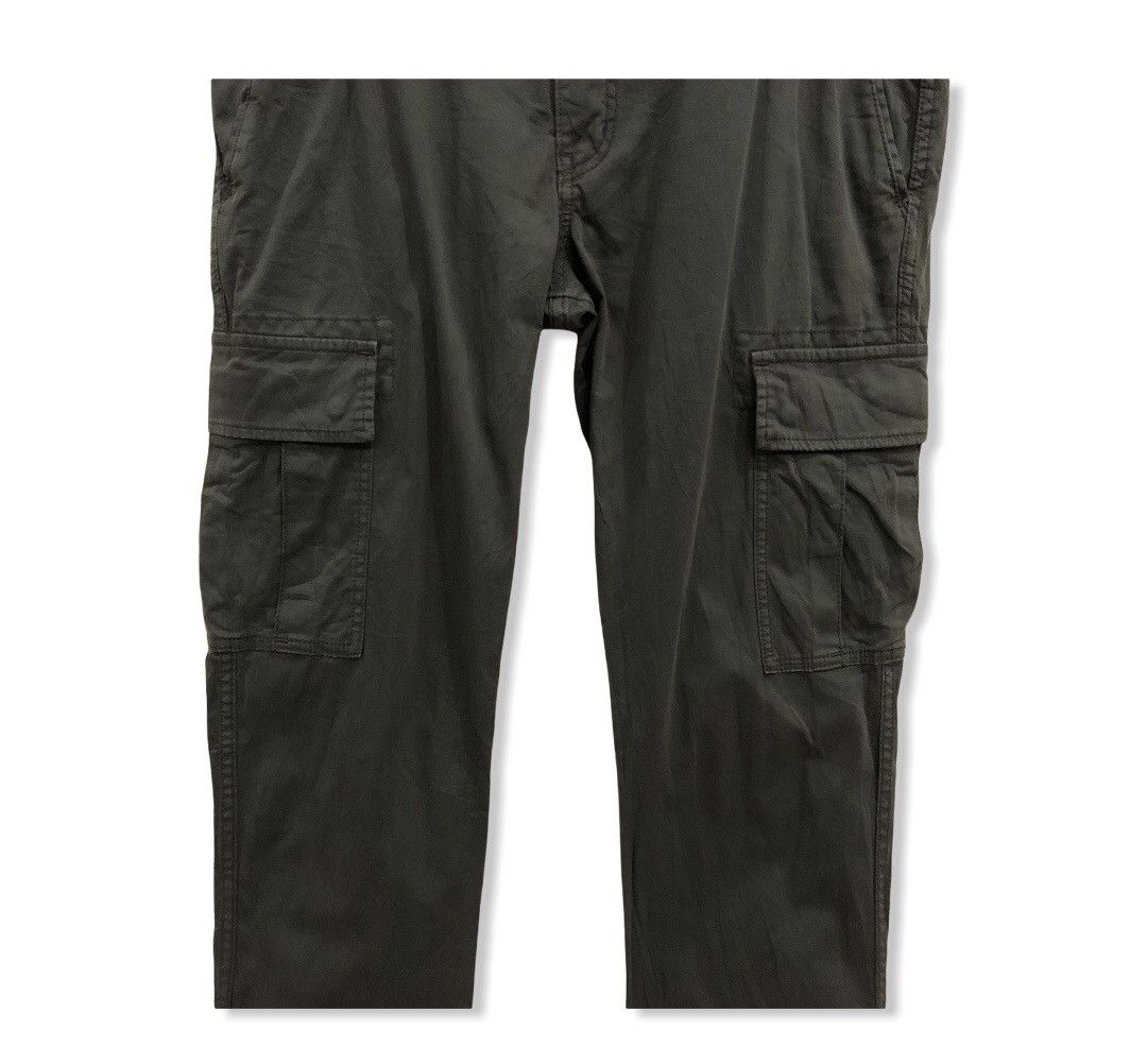 Japanese Brand × Uniqlo Japanese Brand Uniqlo Tactical Multipocket Cargo Pant Size US 35 - 4 Thumbnail