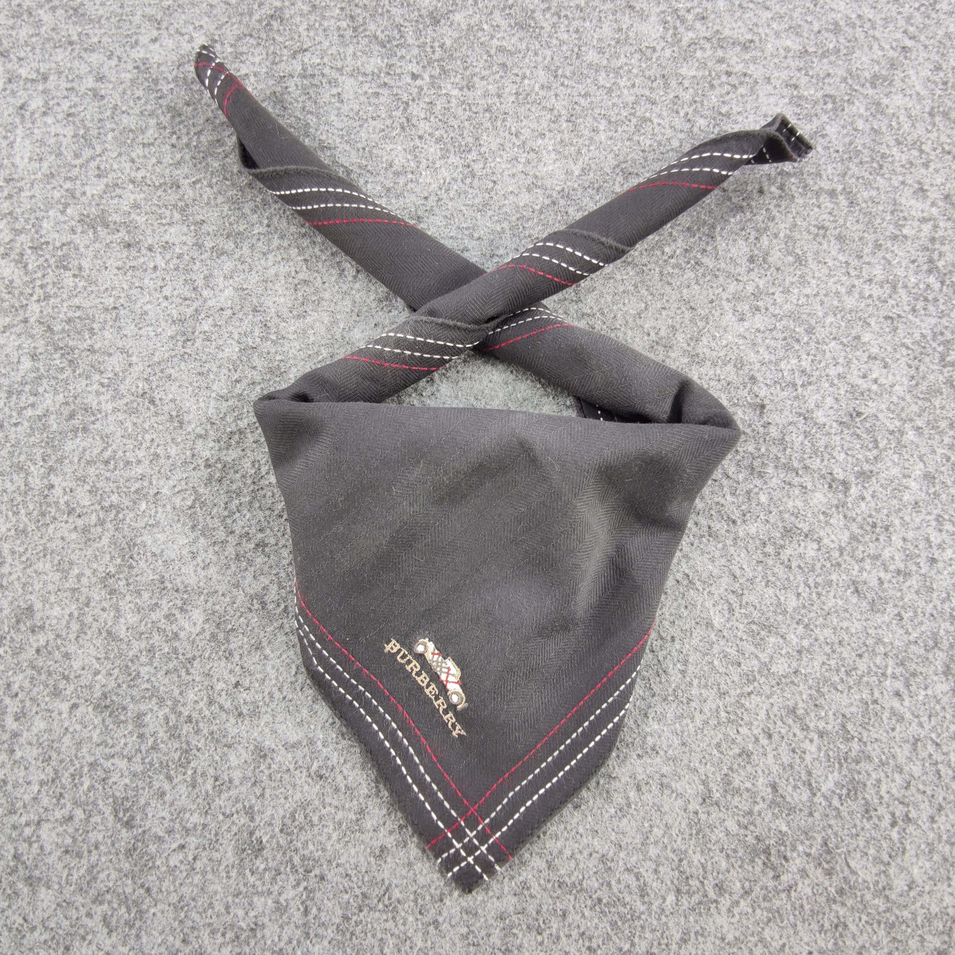 Burberry Burberry Handkerchief/Neckerchief/Bandana HC449 Size ONE SIZE - 1 Thumbnail