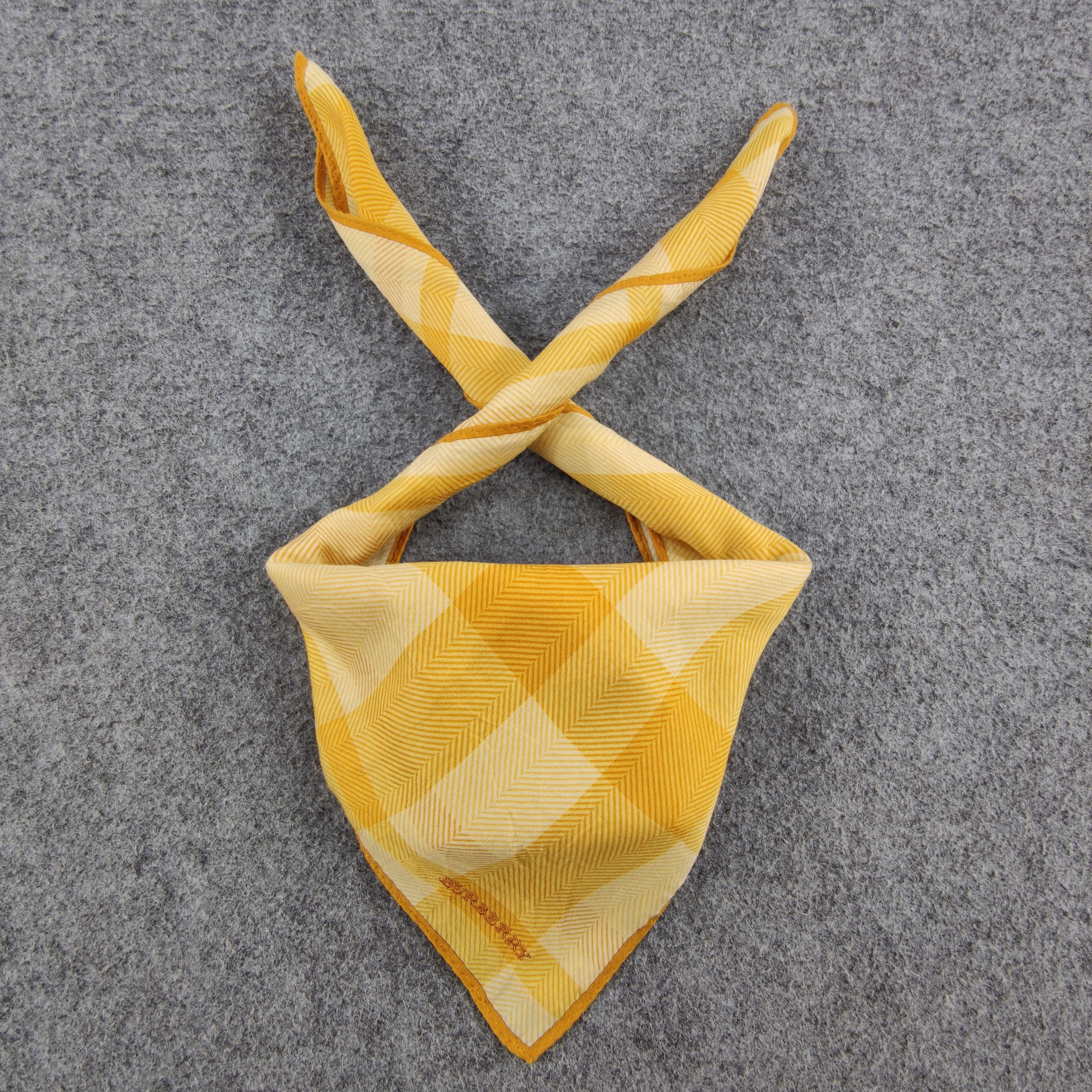 Burberry Burberry Handkerchief/Neckerchief/Bandana HC451 Size ONE SIZE - 1 Thumbnail