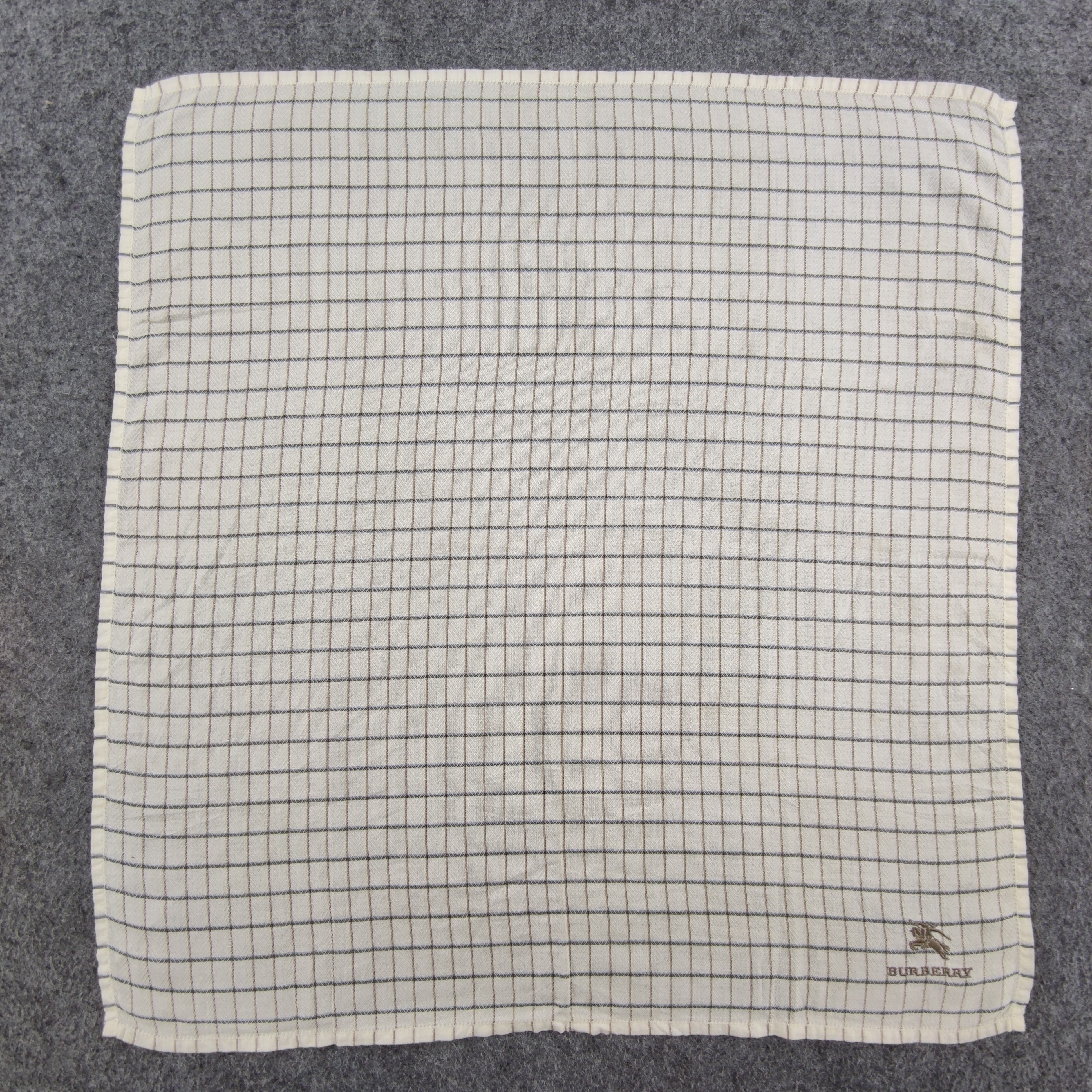 Burberry Burberry Handkerchief/Neckerchief/Bandana HC454 Size ONE SIZE - 2 Thumbnail
