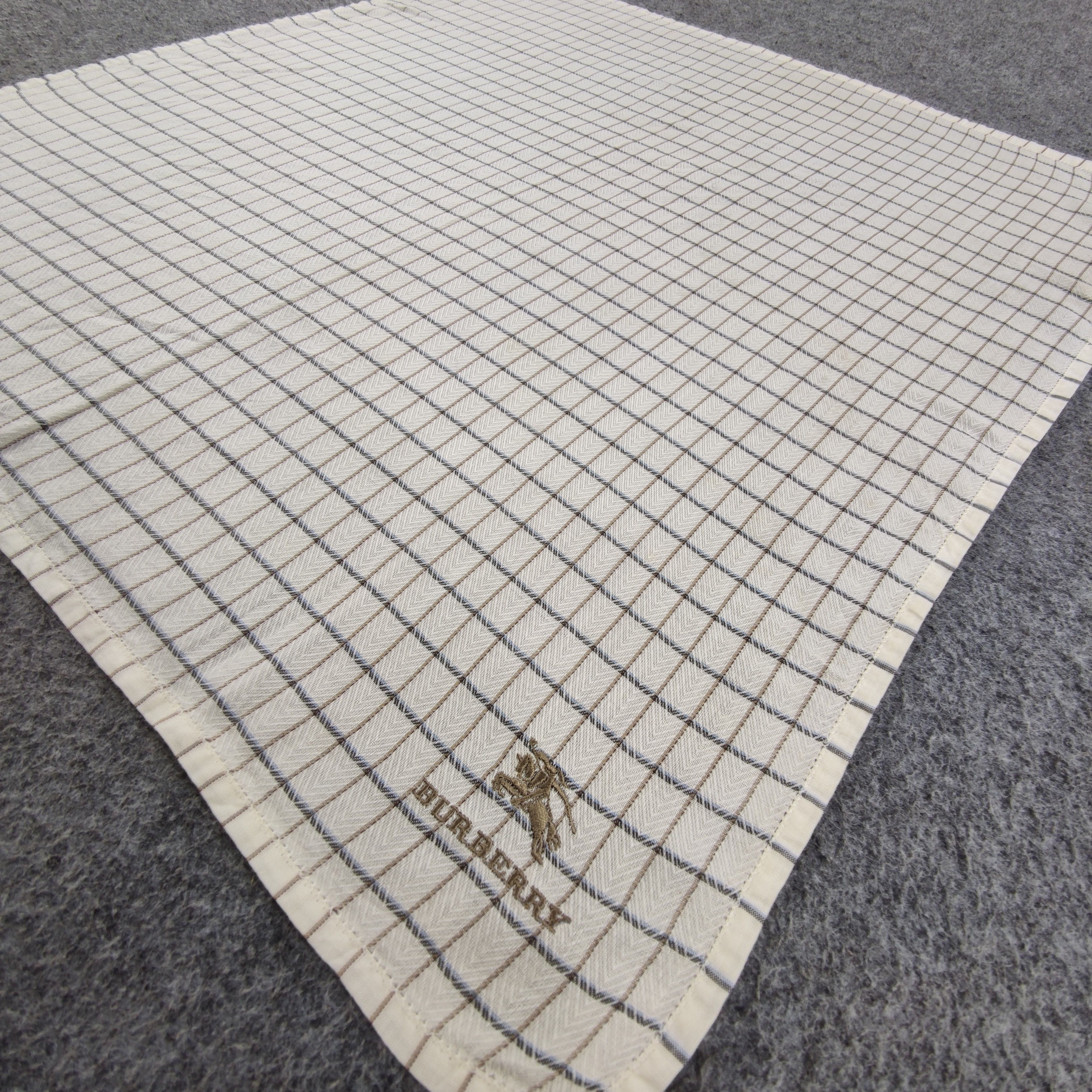 Burberry Burberry Handkerchief/Neckerchief/Bandana HC454 Size ONE SIZE - 3 Thumbnail