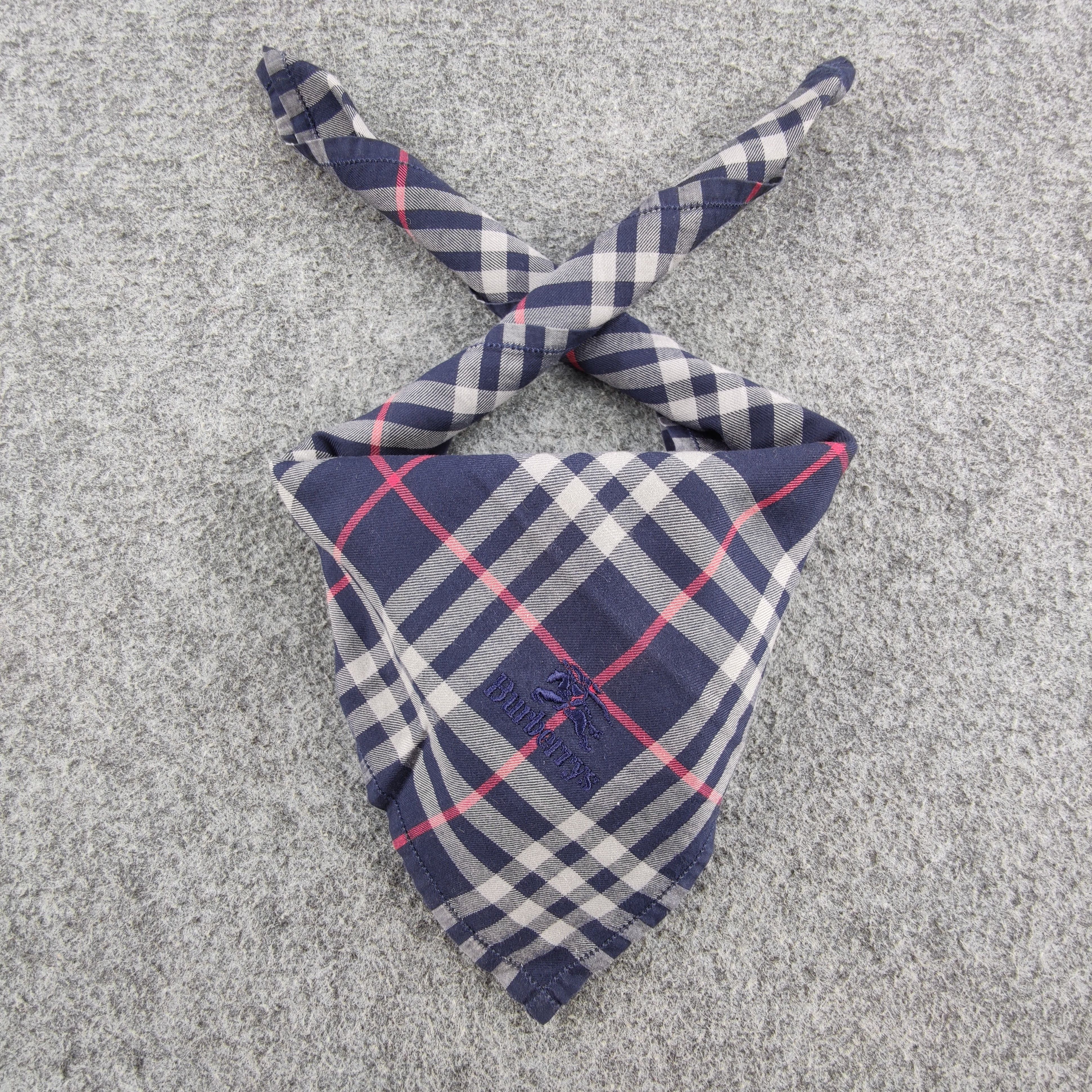 Burberry Burberry Handkerchief/Neckerchief/Bandana HC455 Size ONE SIZE - 1 Thumbnail