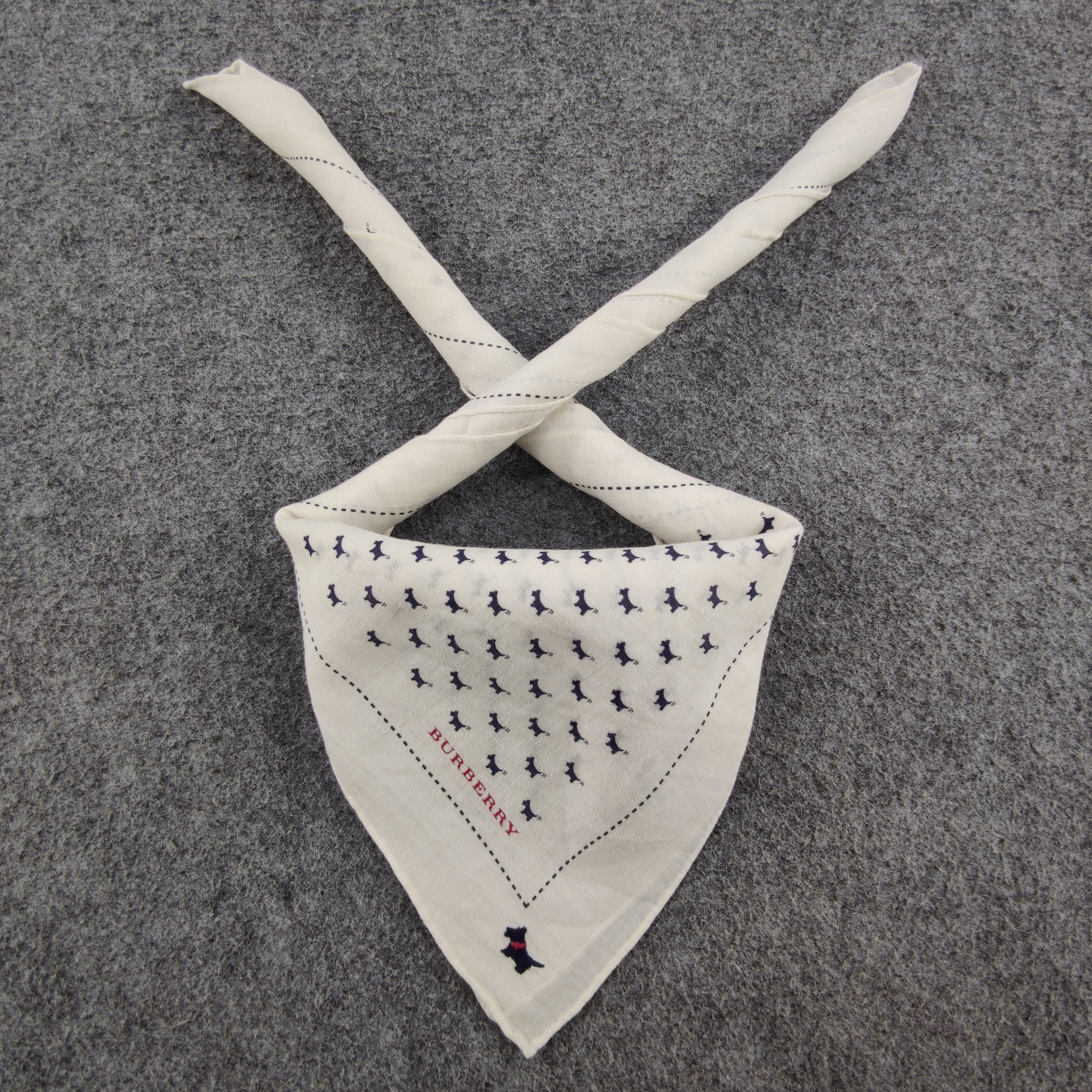 Burberry Burberry Handkerchief/Neckerchief/Bandana HC462 Size ONE SIZE - 1 Thumbnail