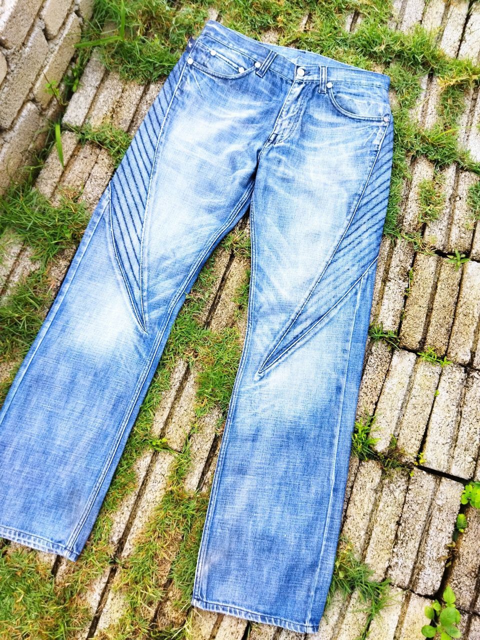 Michiko Koshino London Vintage Yen Jeans X Michiko Koshino Distressed Jeans Size US 35 - 8 Thumbnail