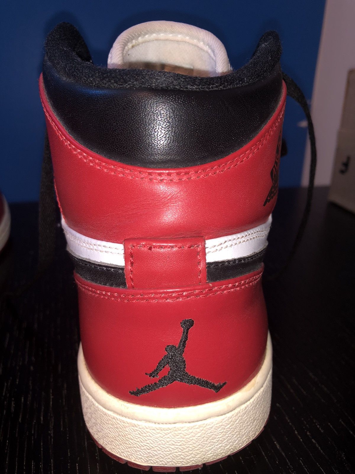 Jordan Brand × Nike Jordan 1 Retro Chicago 2013 Size US 9 / EU 42 - 8 Thumbnail