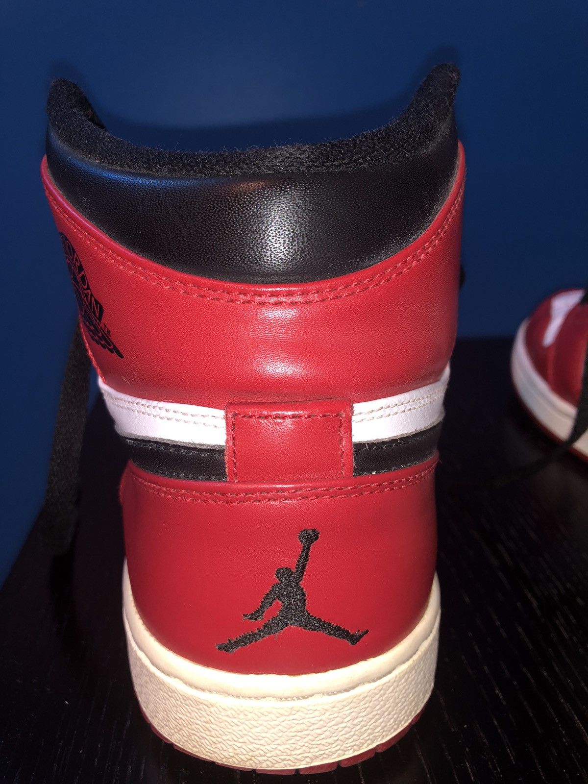 Jordan Brand × Nike Jordan 1 Retro Chicago 2013 Size US 9 / EU 42 - 7 Thumbnail