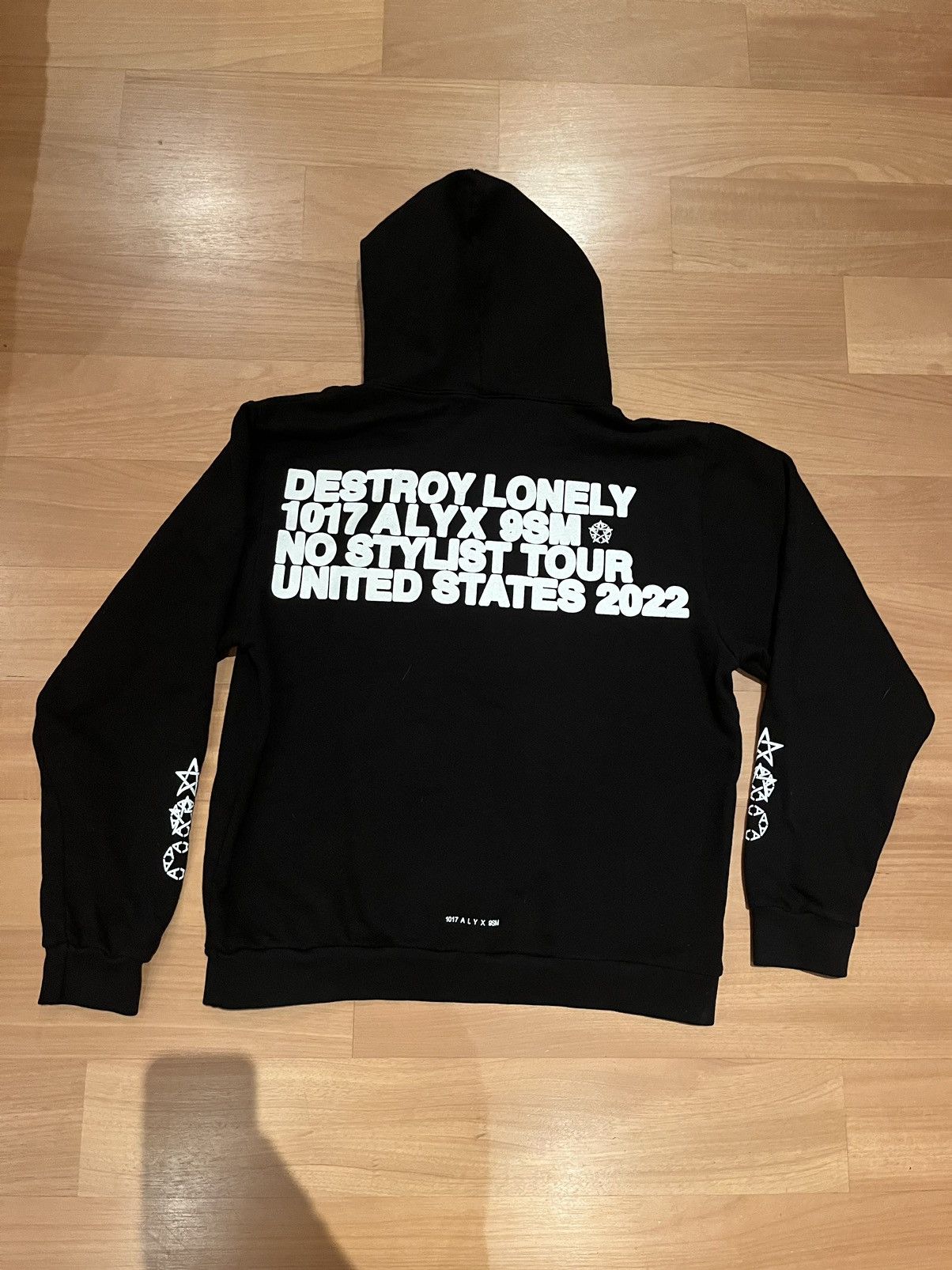 1017 ALYX 9SM 1017 Alyx 9sm x Destroy lonely No Stylist tour Size US L / EU 52-54 / 3 - 2 Thumbnail