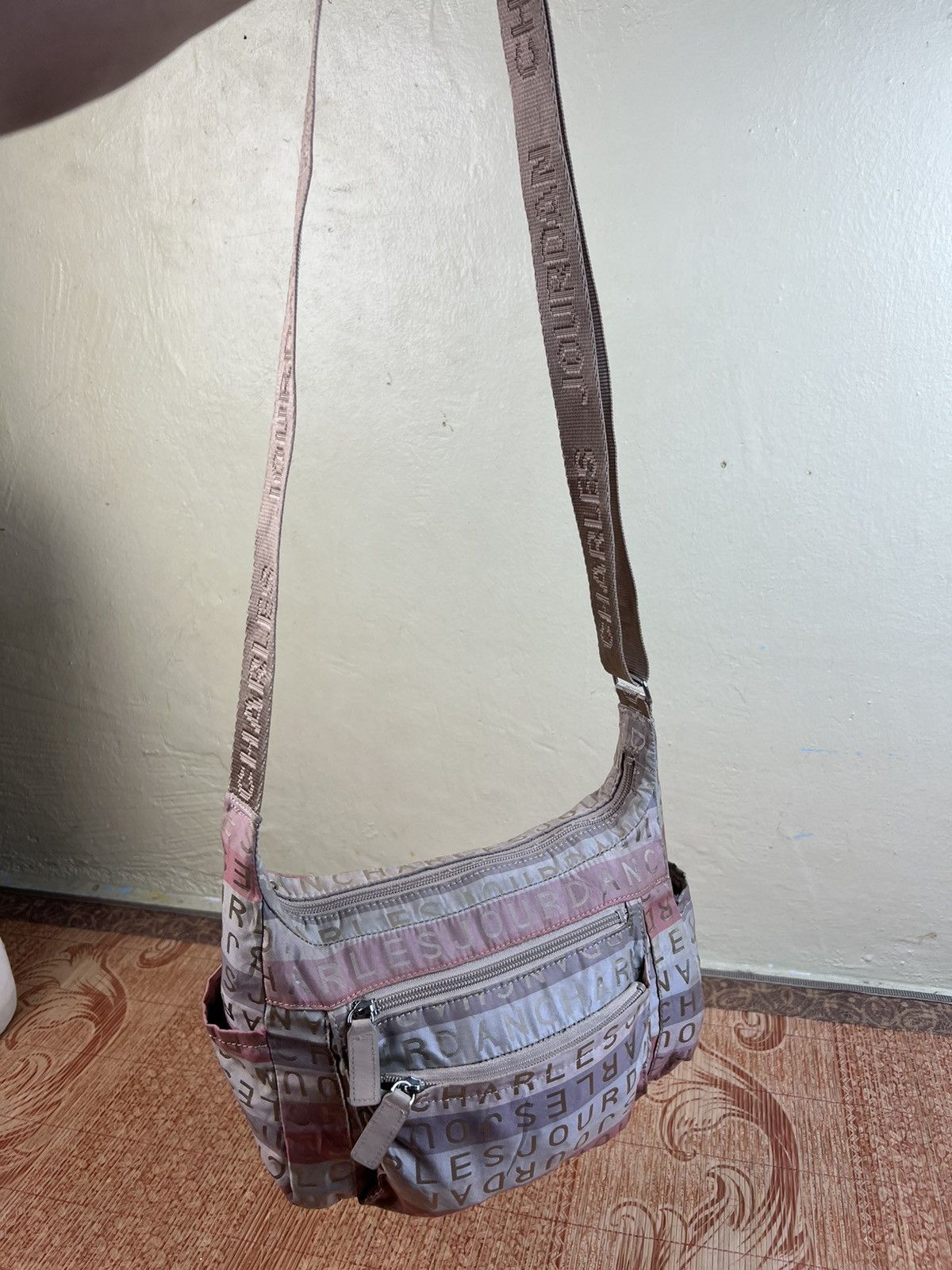 Japanese Brand Charles Jourdan Monogram Crossbody Bag Size ONE SIZE - 3 Thumbnail