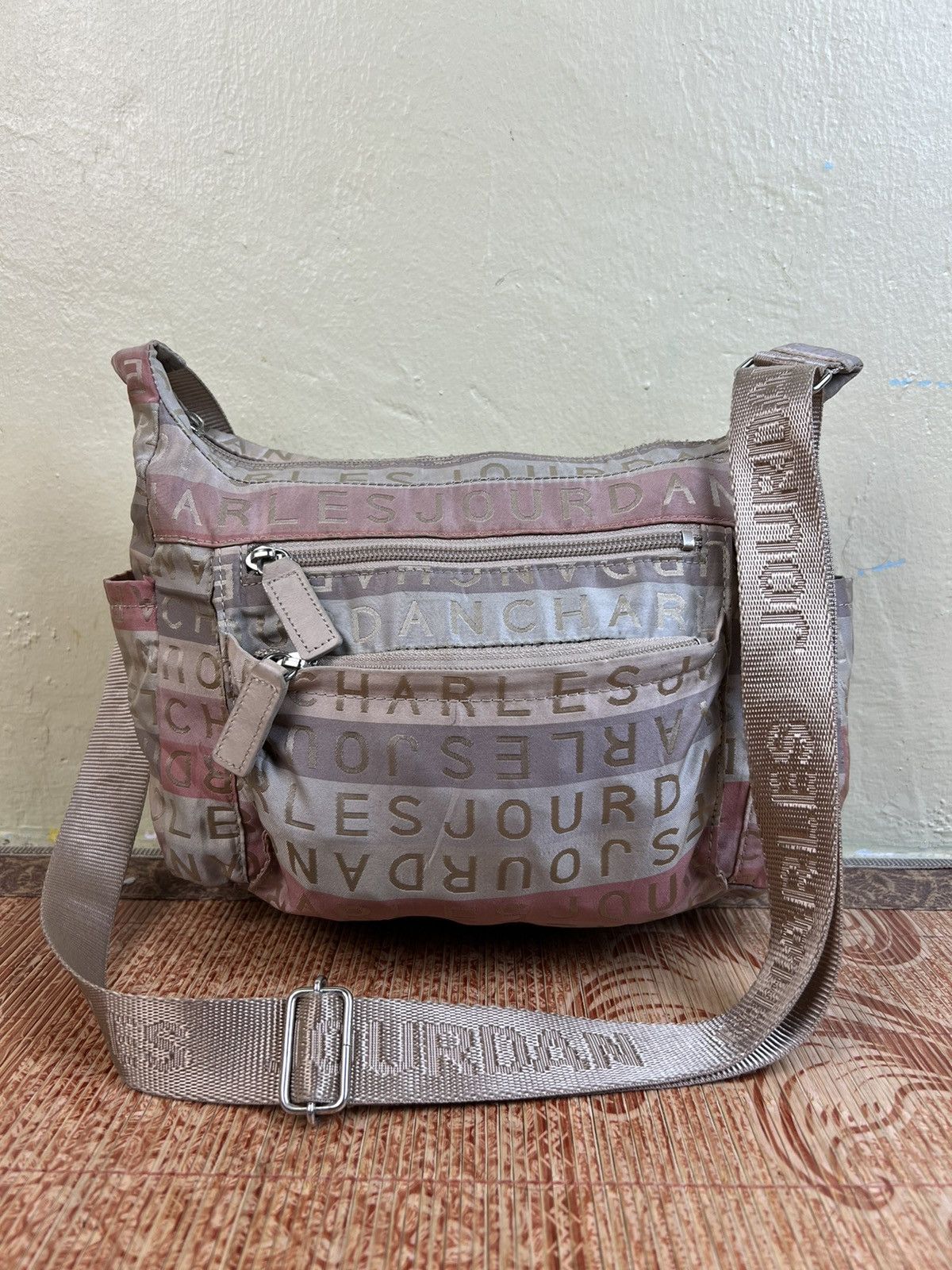 Japanese Brand Charles Jourdan Monogram Crossbody Bag Size ONE SIZE - 4 Thumbnail