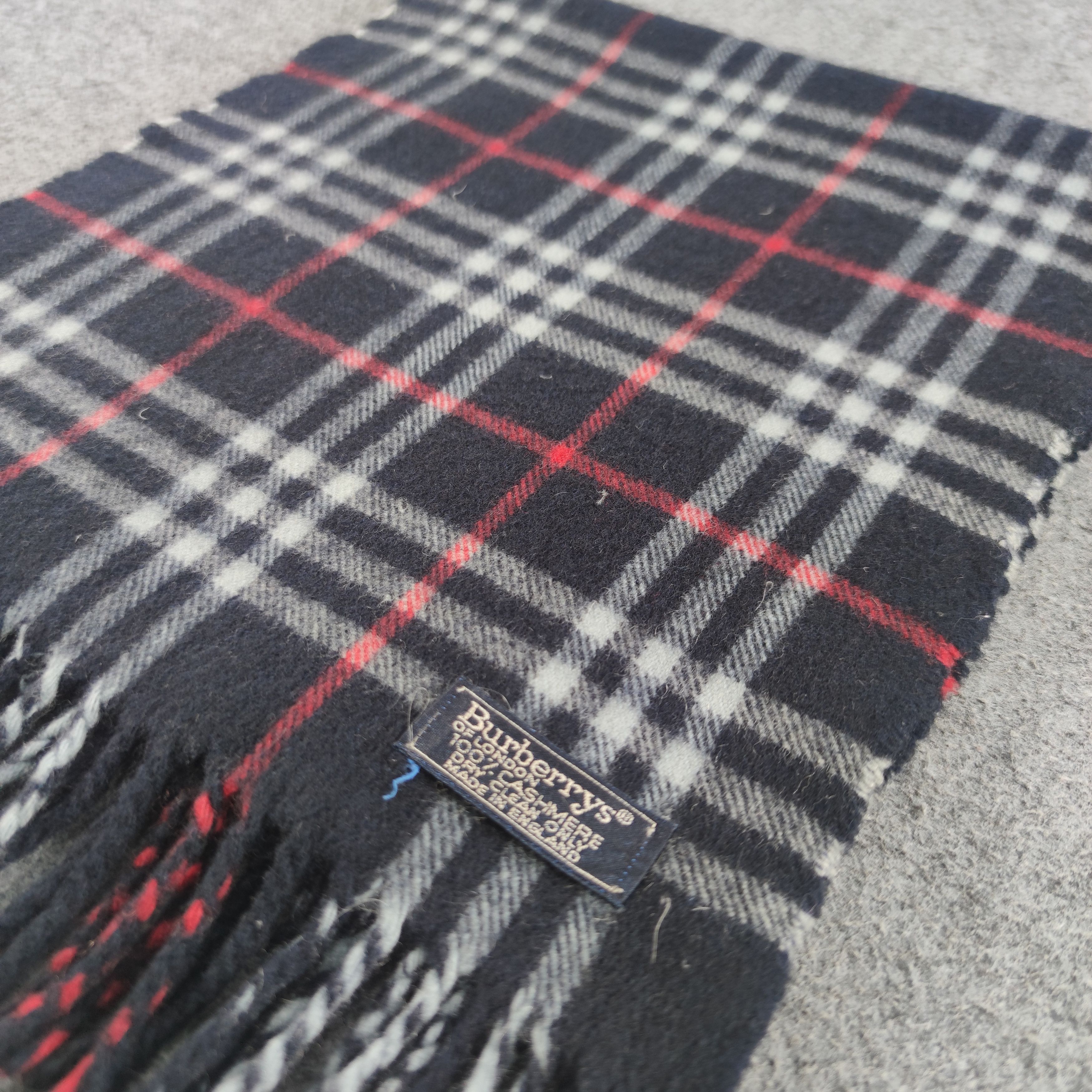 Burberry Burberry Nova Check Scarf/Muffler/Cashmere Size ONE SIZE - 3 Thumbnail