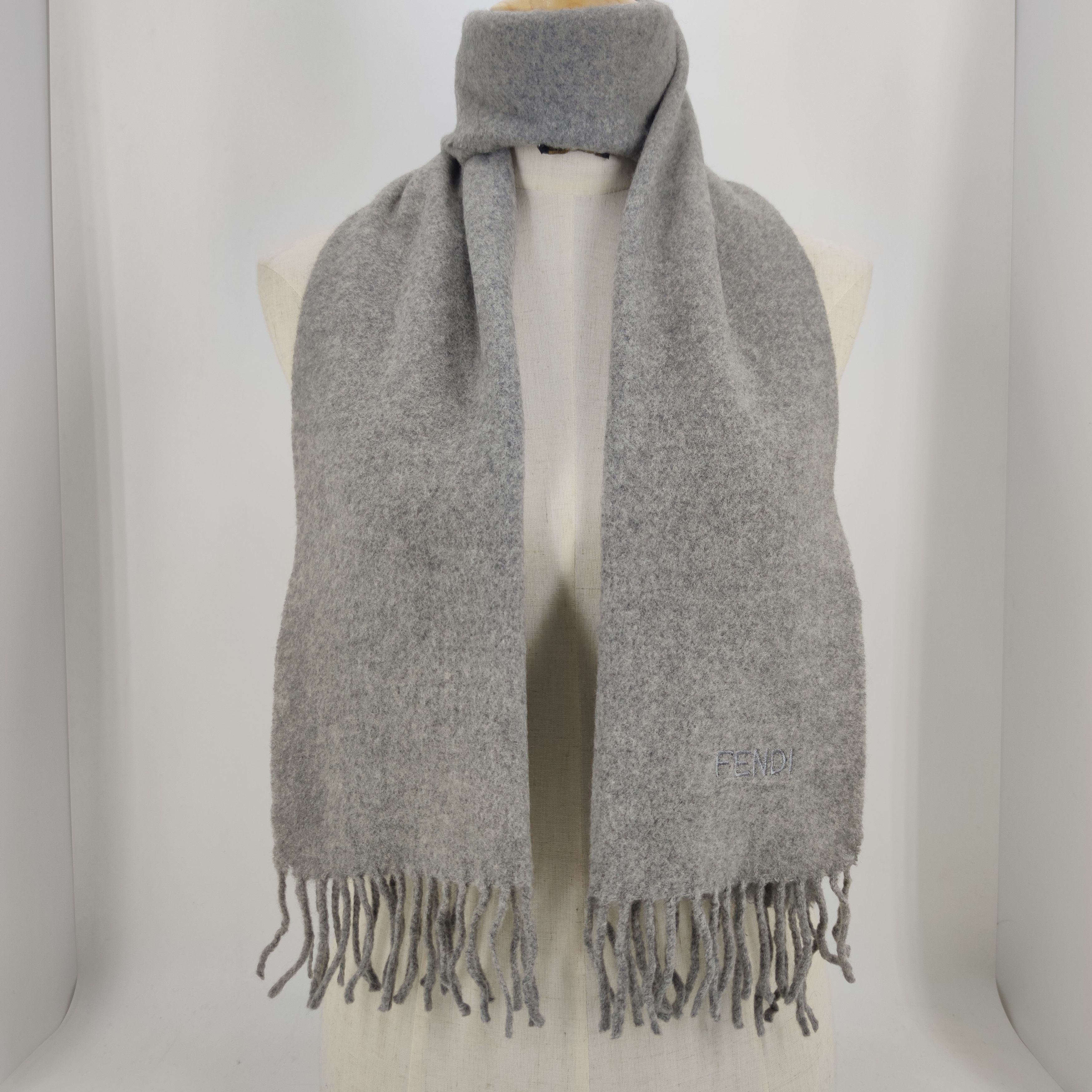 Vintage Fendi Scarf/Muffler/Wool Size ONE SIZE - 1 Thumbnail