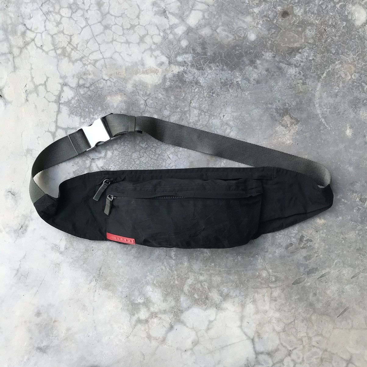 Prada AUTHENTIC PRADA WAISTBAG Size ONE SIZE - 2 Thumbnail
