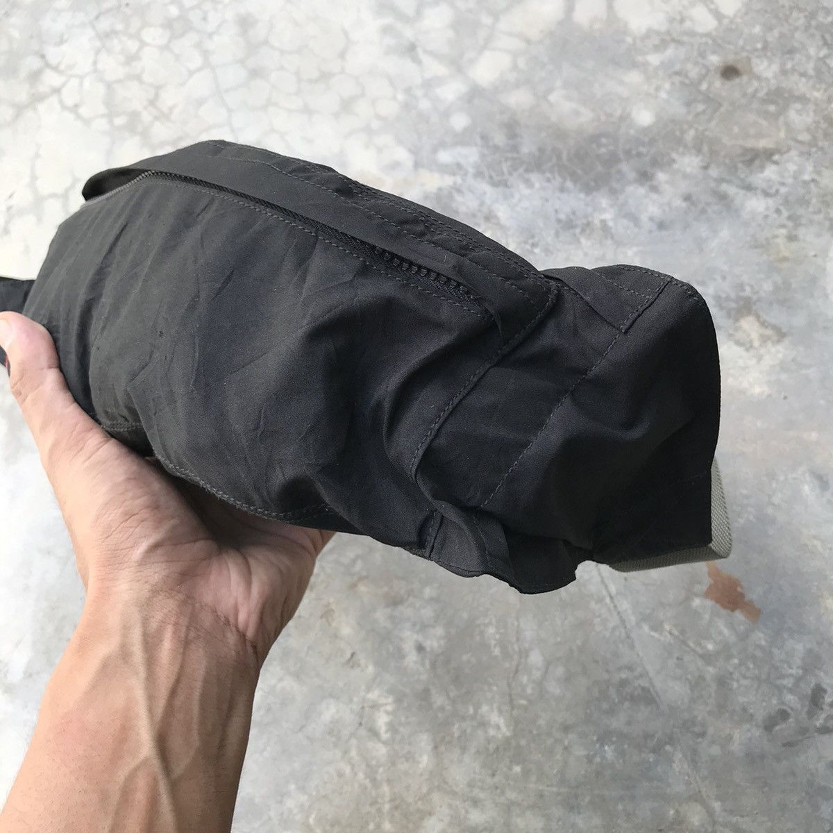 Prada AUTHENTIC PRADA WAISTBAG Size ONE SIZE - 4 Thumbnail