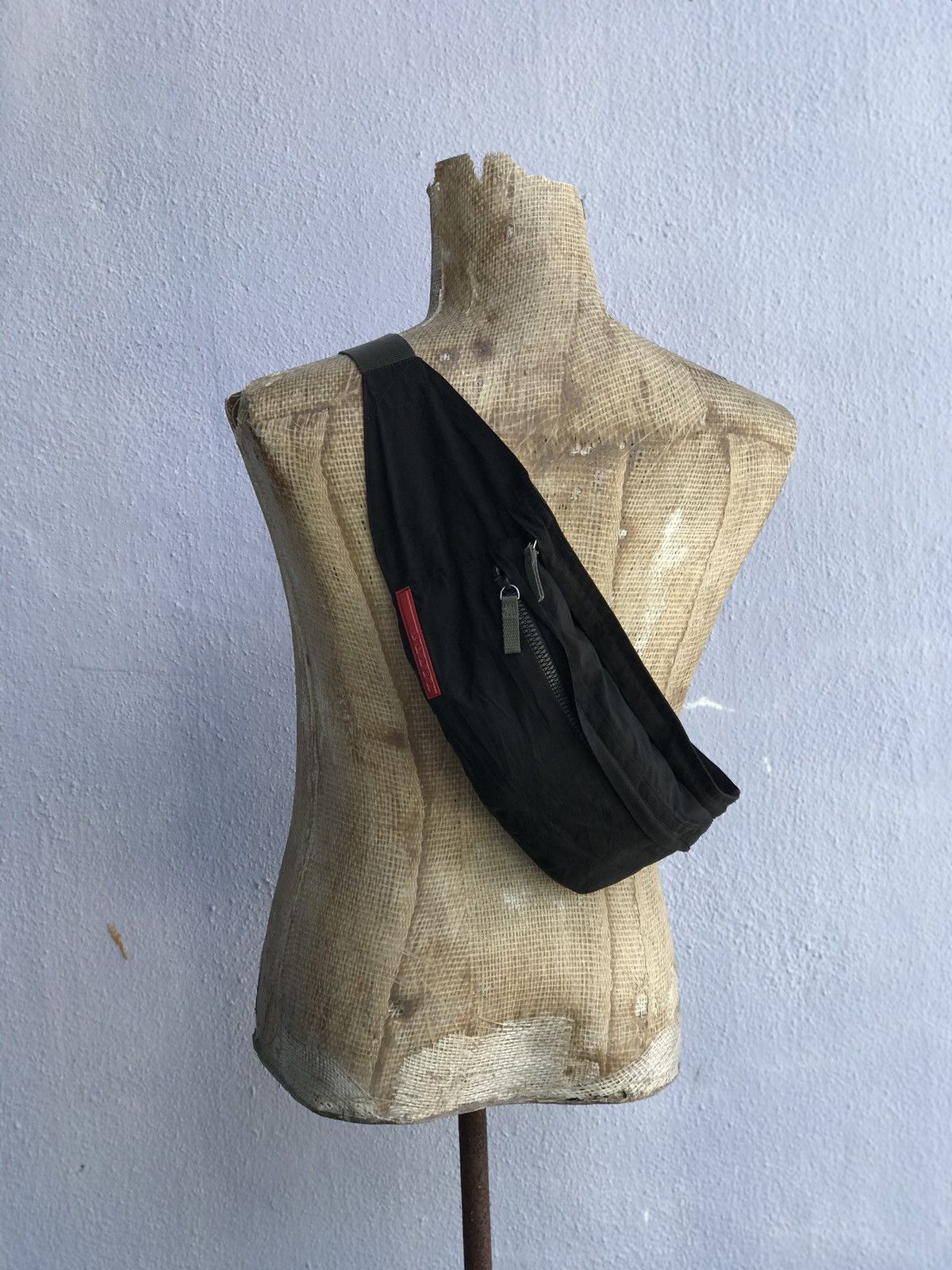 Prada AUTHENTIC PRADA WAISTBAG Size ONE SIZE - 18 Thumbnail
