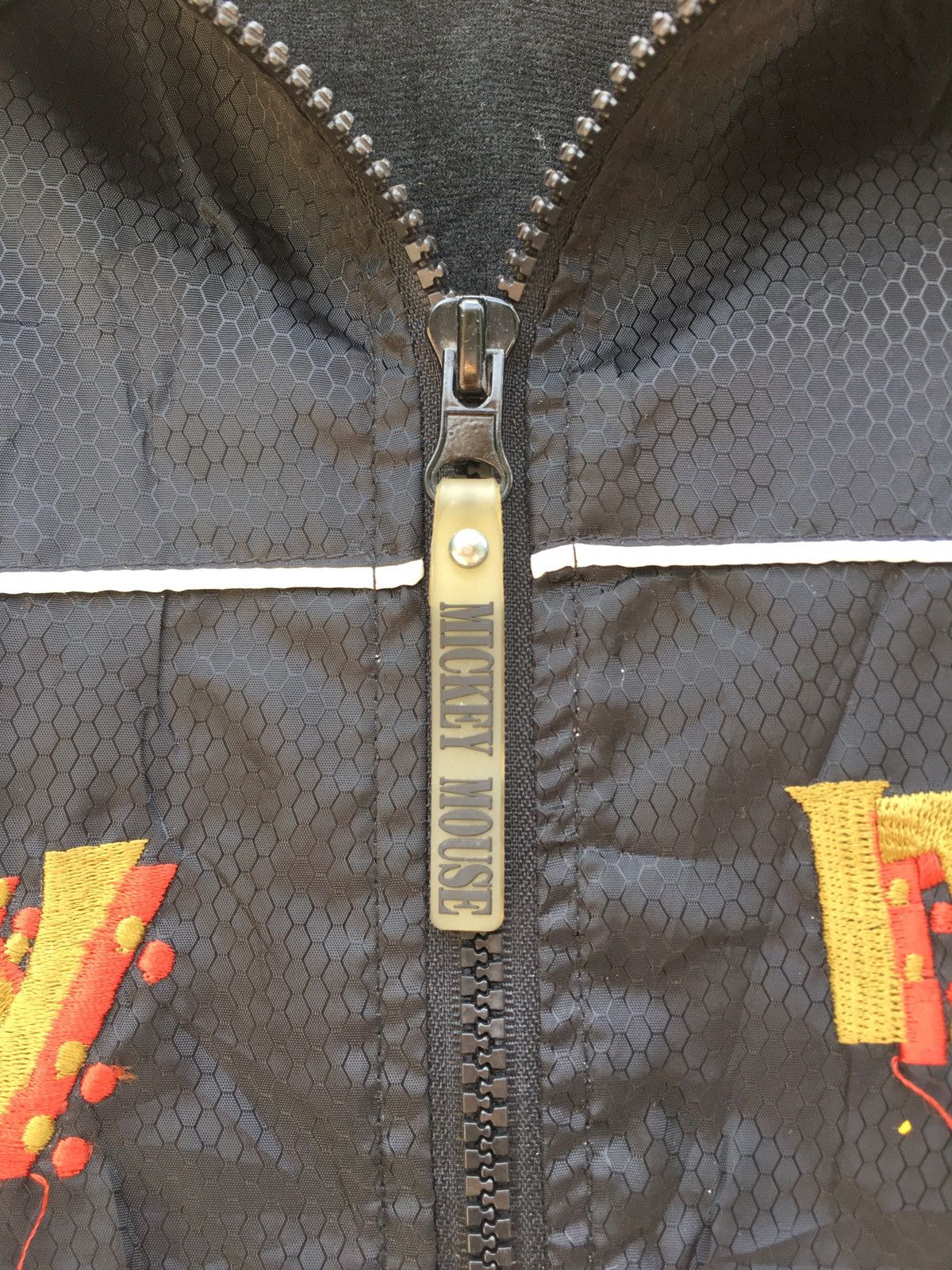 Disney Vtg 90s Rare Mickey Mouse Embroidered Windbreaker/Raincoat Size US XL / EU 56 / 4 - 13 Thumbnail