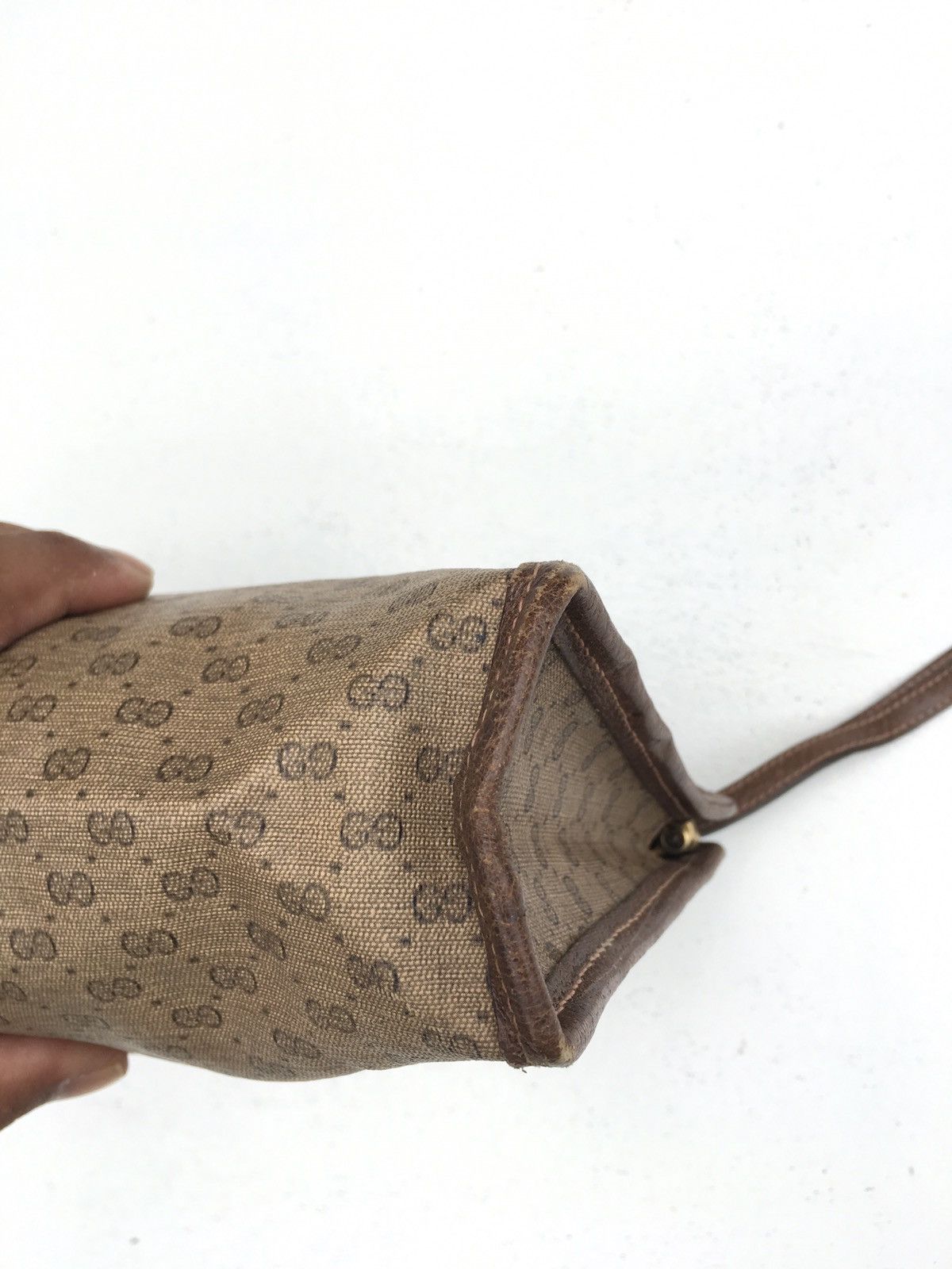 Gucci Vintage 90s Authentic Gucci Clutch Bag Size ONE SIZE - 17 Thumbnail