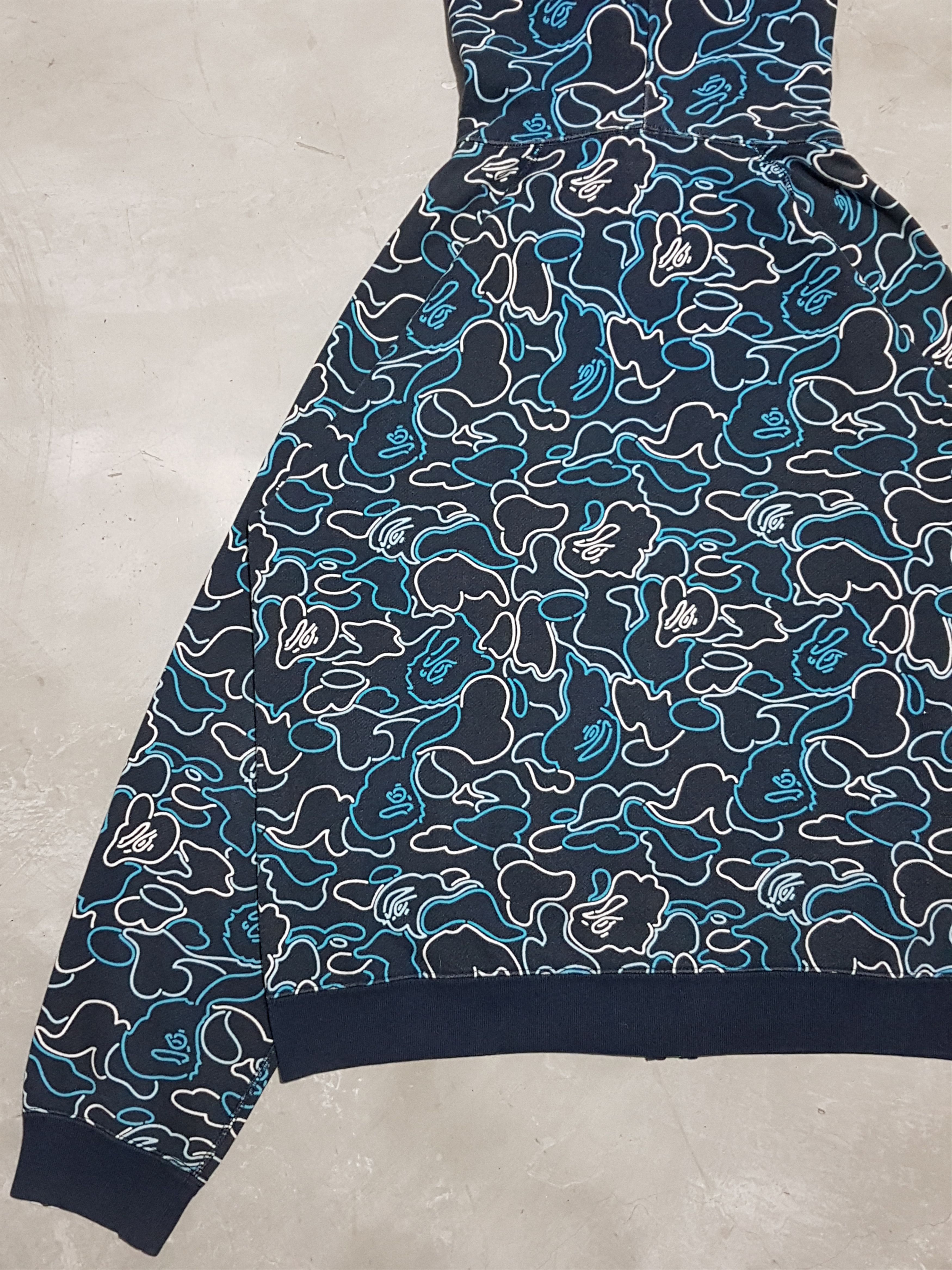 Bape OG Bape Glow In The Dark Pencil Camou Full Zip Hoodie 2006 Size US M / EU 48-50 / 2 - 9 Thumbnail