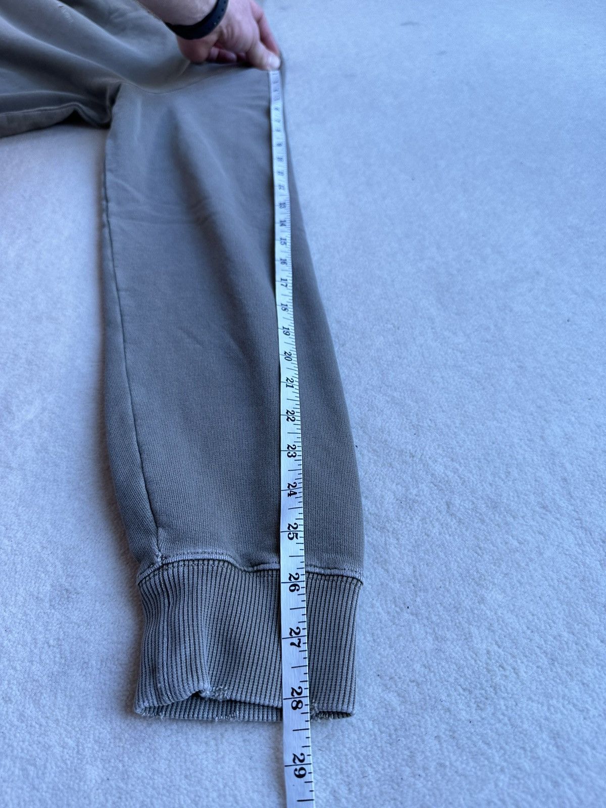 Saint Laurent Paris $890 Saint Laurent Rive Gauche logo hoodie XL olive green Size US XL / EU 56 / 4 - 10 Thumbnail