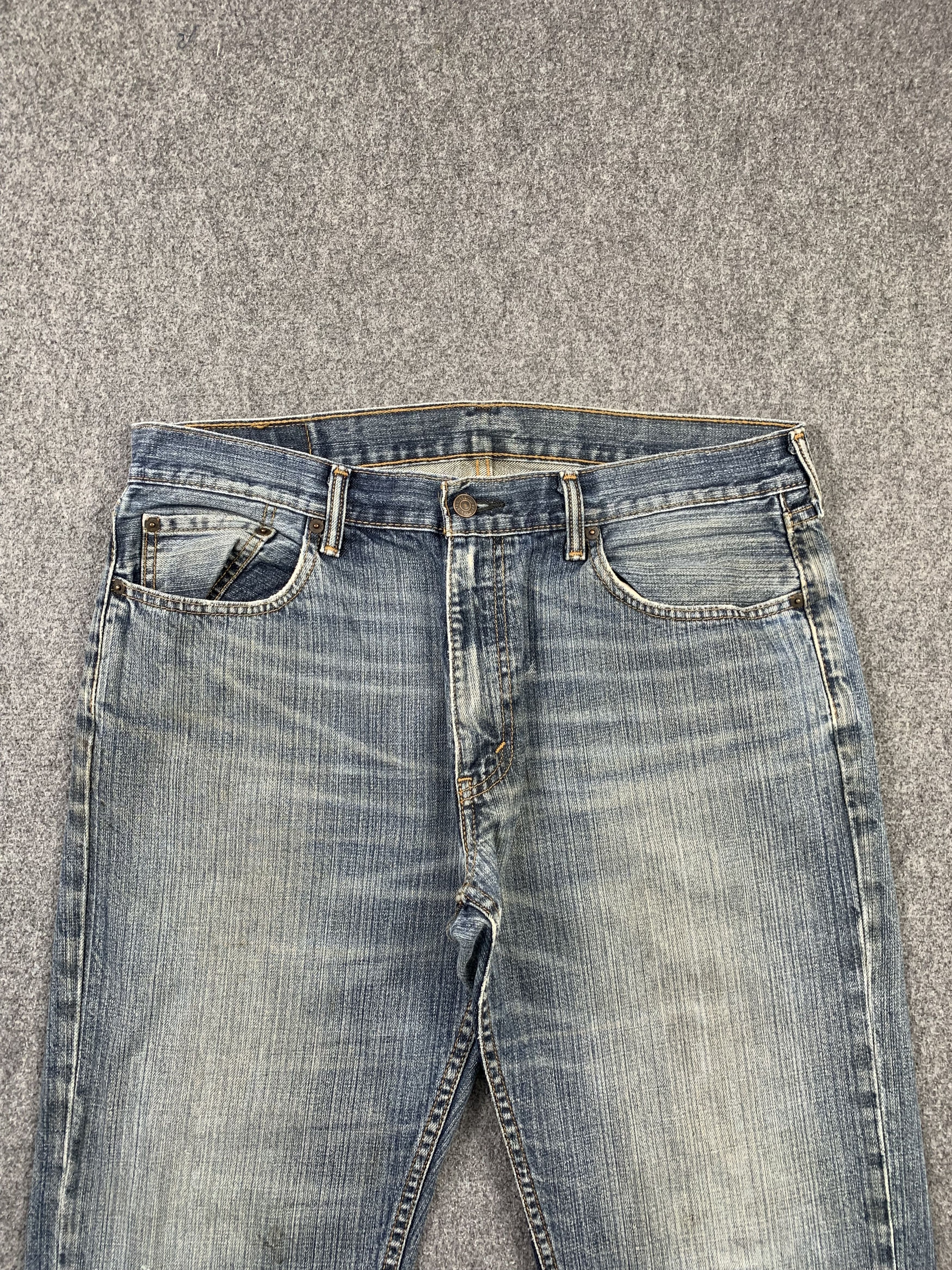 Levi's Vintage Levis 559 Faded Blue Jeans DP2173 Size US 37 - 2 Thumbnail