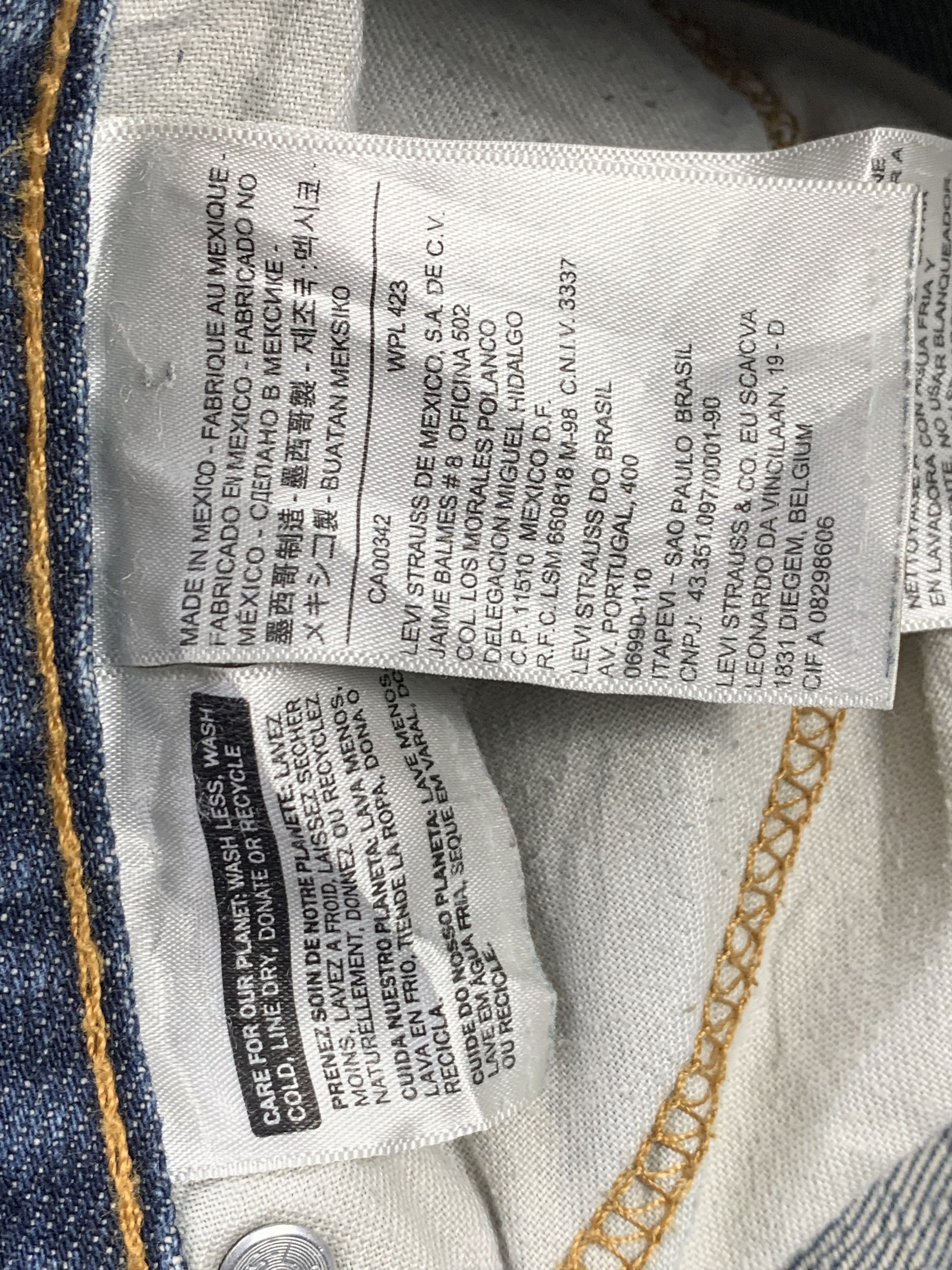 Levi's Vintage Levis 559 Faded Blue Jeans DP2173 Size US 37 - 7 Thumbnail
