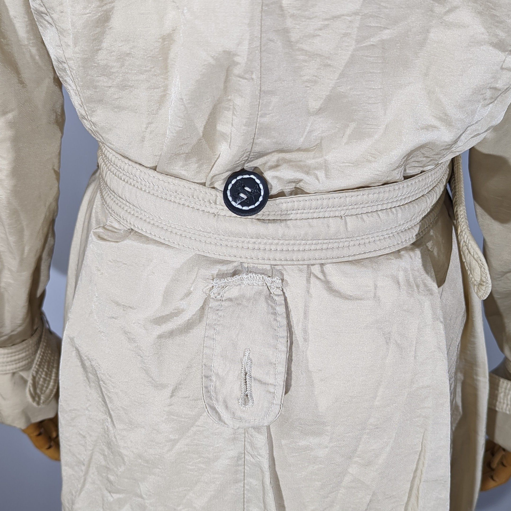 Max Mara Max Mara Womens Down Coat Jacket Made In Italy White Beige Size S / US 4 / IT 40 - 16 Thumbnail