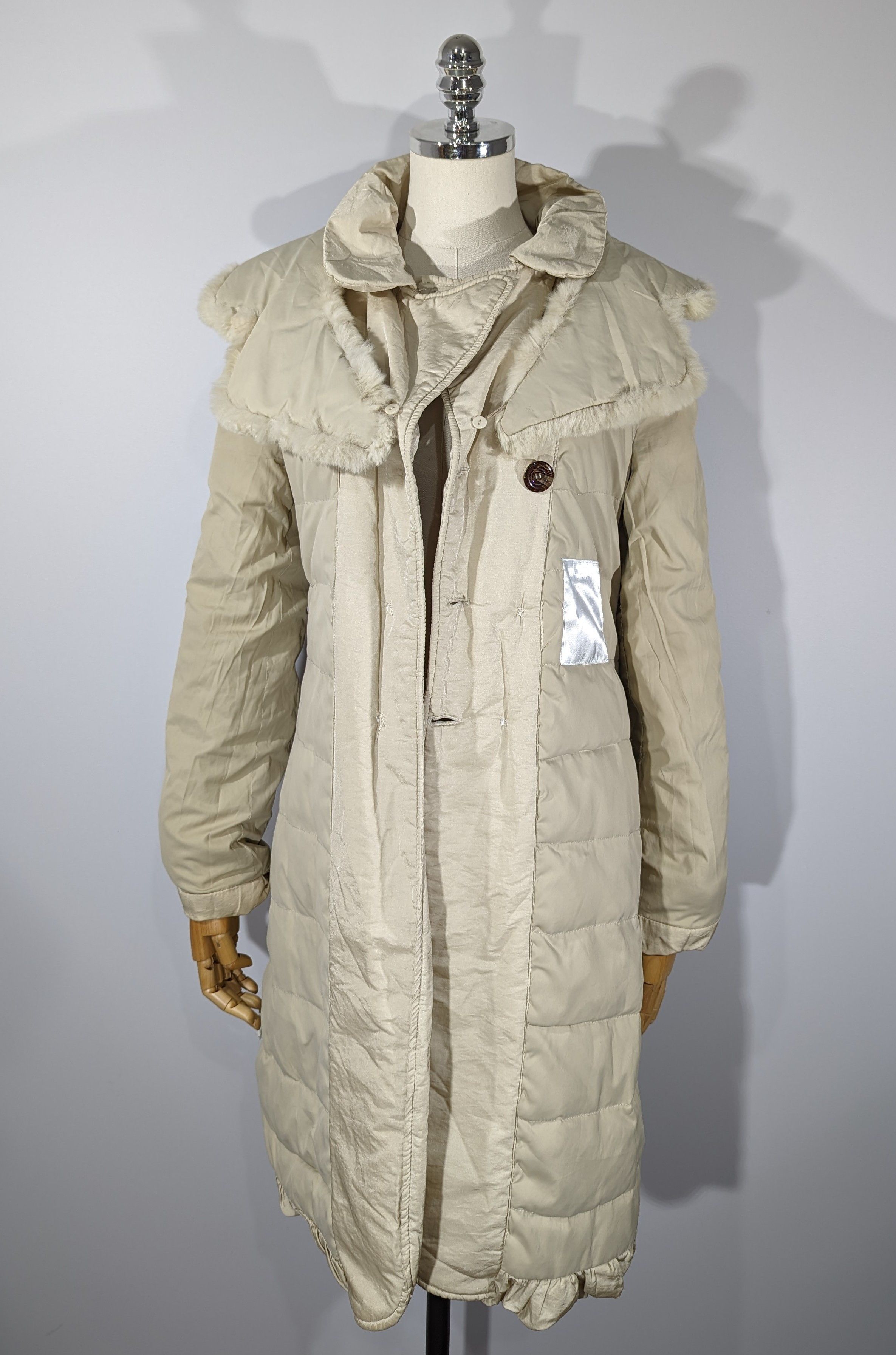 Max Mara Max Mara Womens Down Coat Jacket Made In Italy White Beige Size S / US 4 / IT 40 - 19 Thumbnail