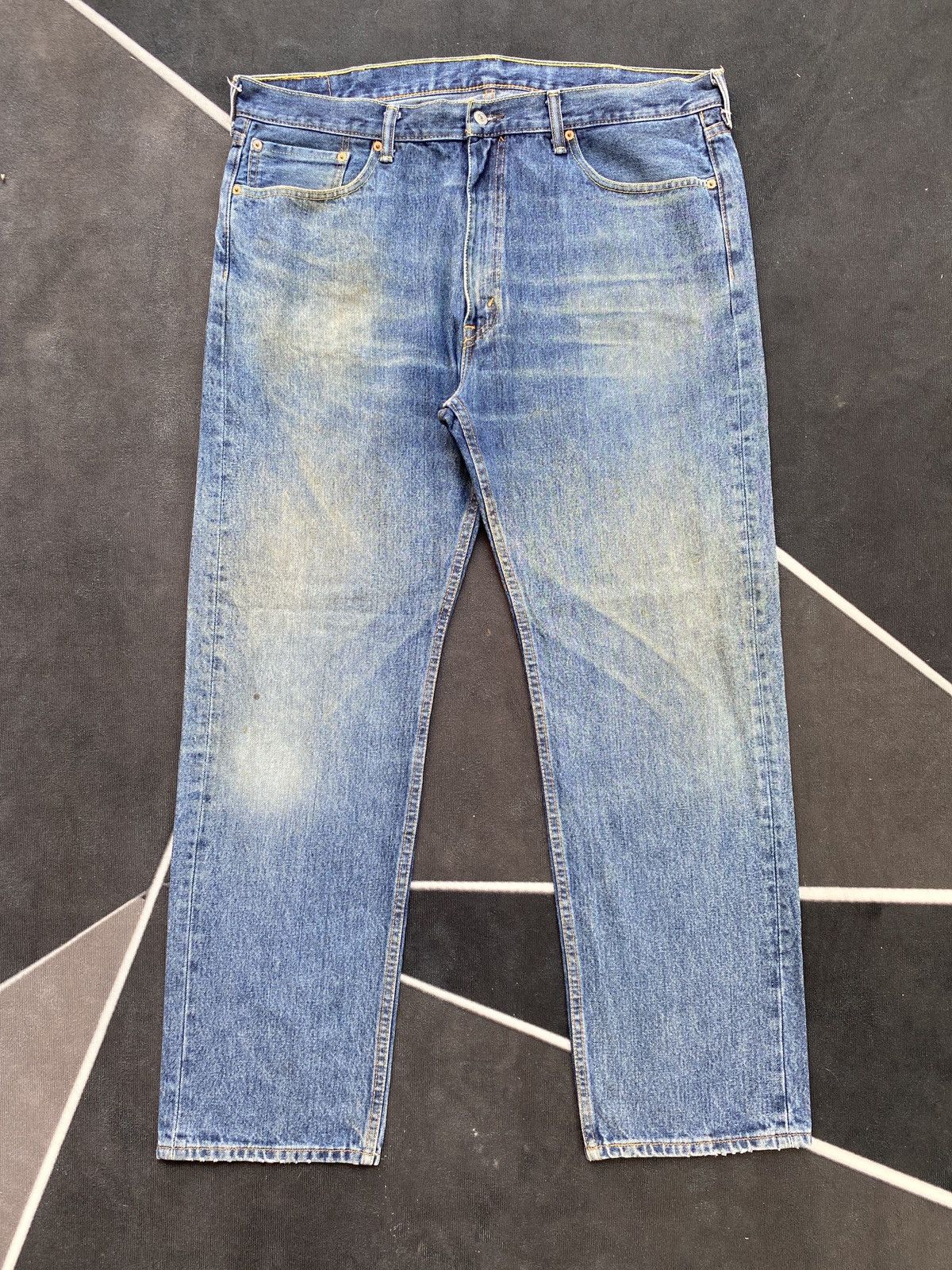 Jean × Levi's × Vintage VINTAGE LEVIS 505 BLUE WASH JEANS -J363 Size US 42 / EU 58 - 1 Thumbnail