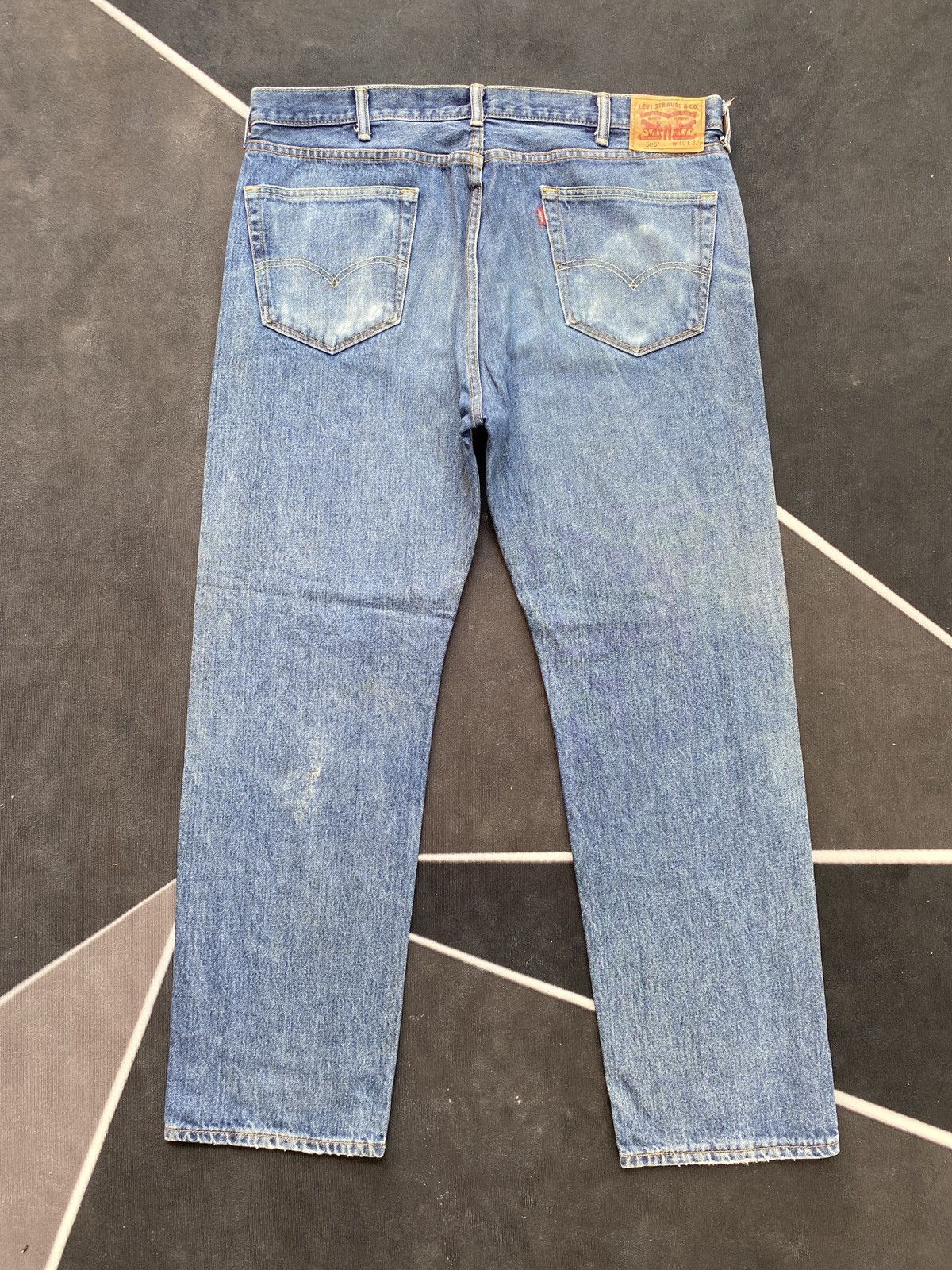 Jean × Levi's × Vintage VINTAGE LEVIS 505 BLUE WASH JEANS -J363 Size US 42 / EU 58 - 2 Thumbnail