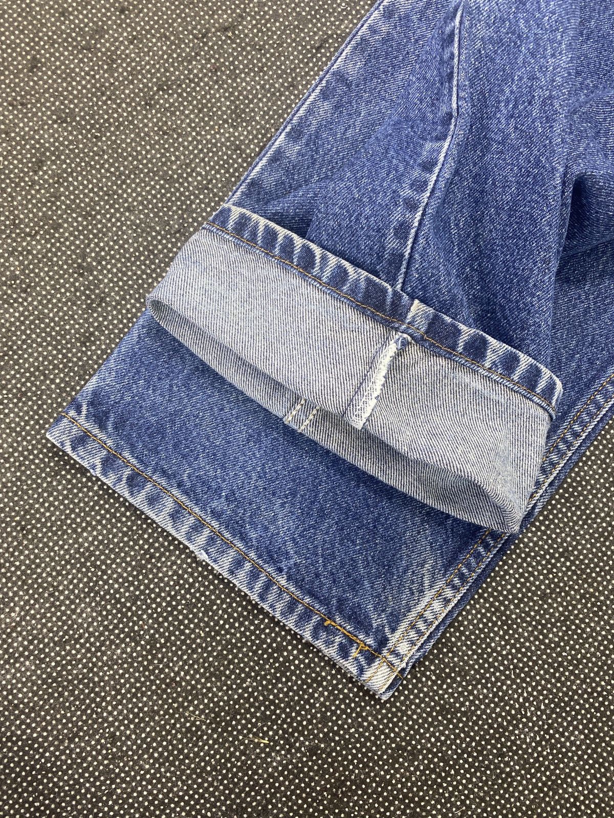 Levi's VINTAGE LEVIS 550 BLUE WASH JEANS-J469 Size US 36 / EU 52 - 9 Thumbnail