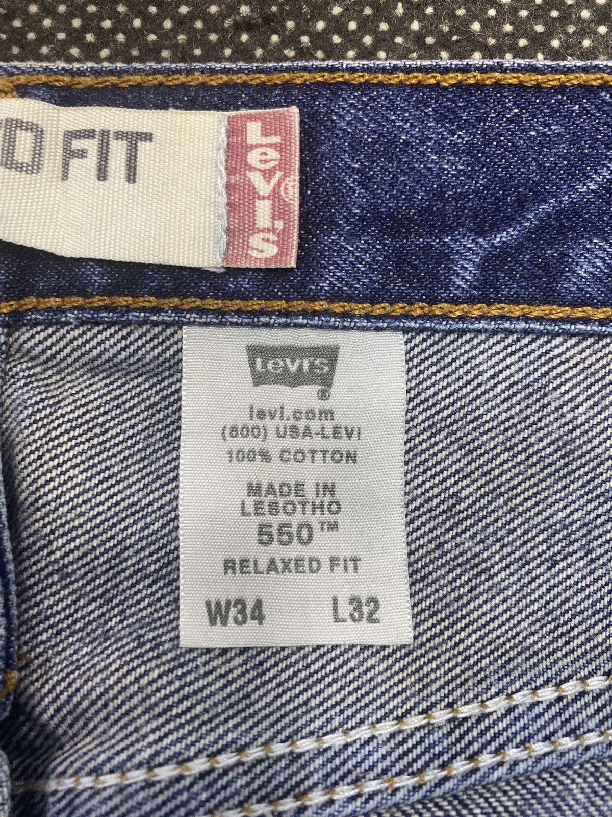 Levi's VINTAGE LEVIS 550 BLUE WASH JEANS-J469 Size US 36 / EU 52 - 7 Thumbnail
