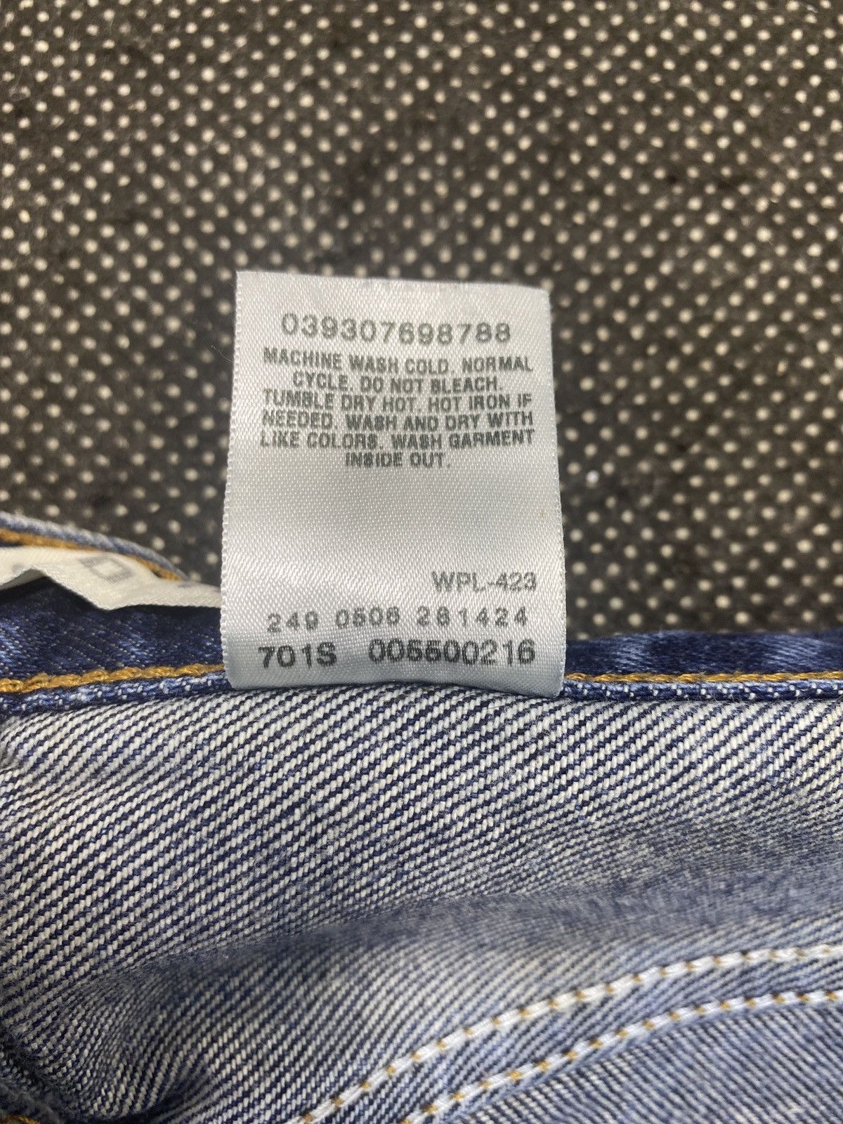 Levi's VINTAGE LEVIS 550 BLUE WASH JEANS-J469 Size US 36 / EU 52 - 8 Thumbnail