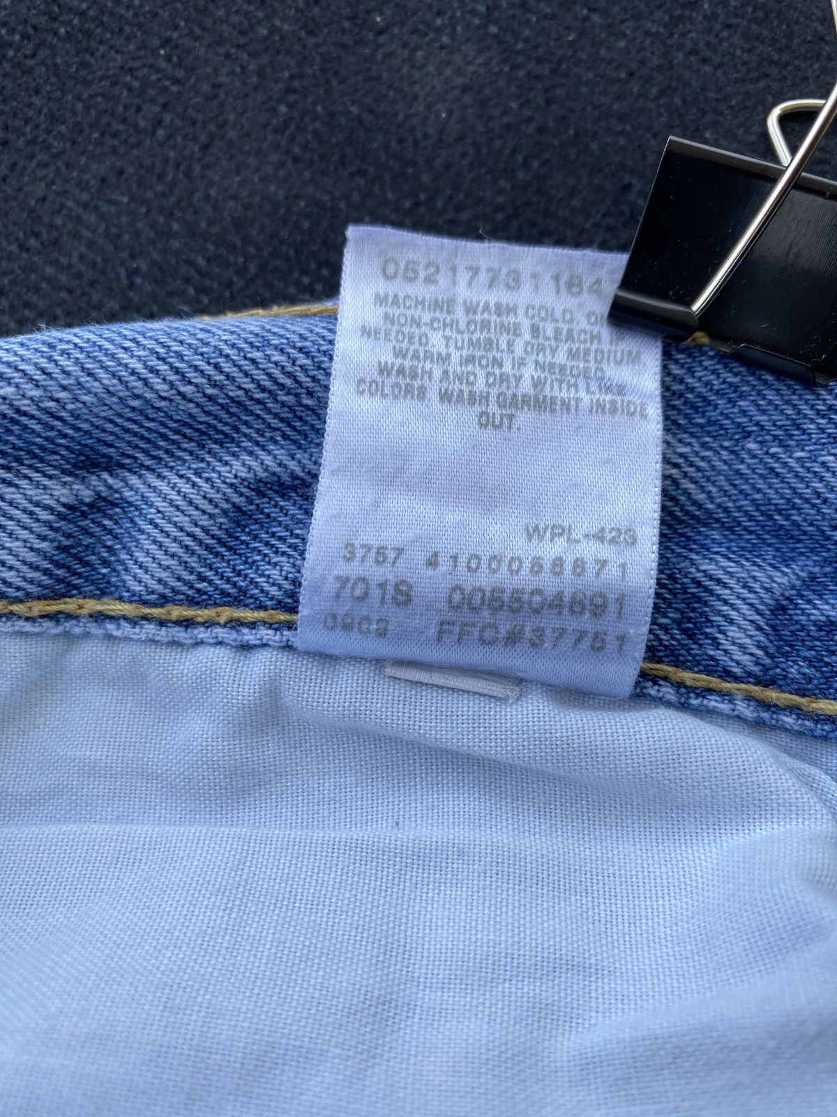 Levi's VINTAGE LEVIS 550 BLUE WASH JEANS-J459 Size US 31 - 8 Thumbnail