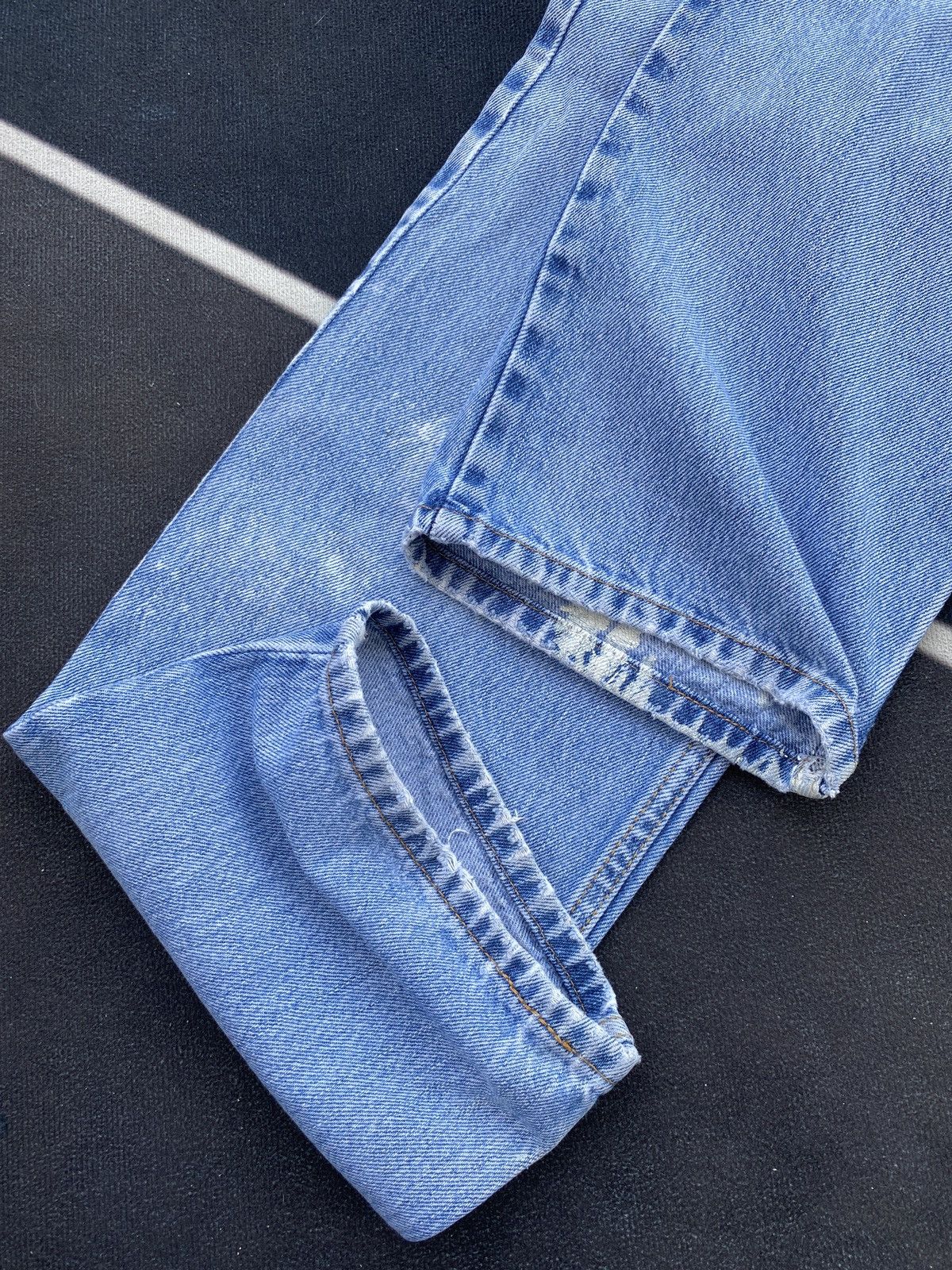 Levi's VINTAGE LEVIS 550 BLUE WASH JEANS-J459 Size US 31 - 10 Thumbnail