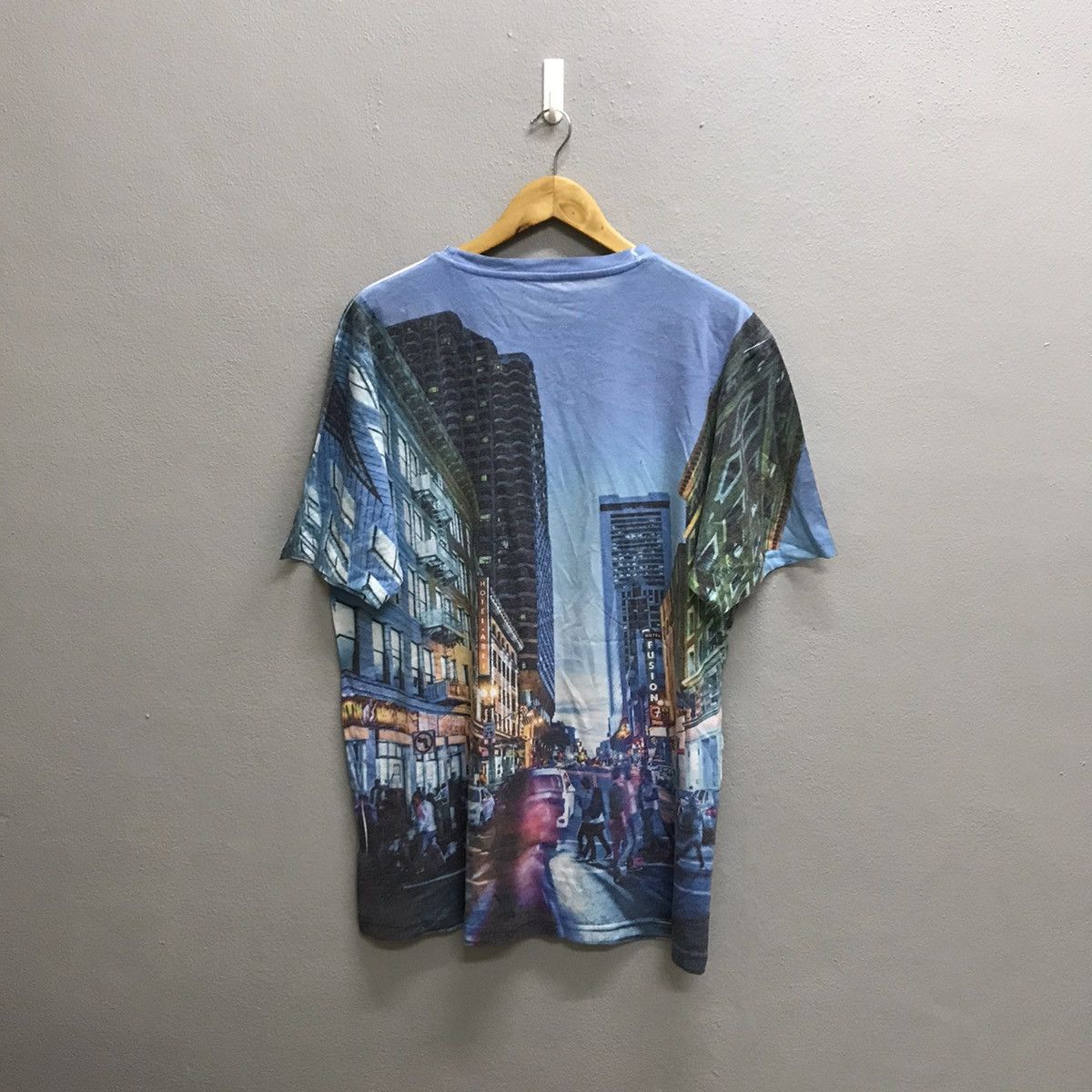 Rocawear Rocawear Overprint Tshirt Size US L / EU 52-54 / 3 - 5 Thumbnail