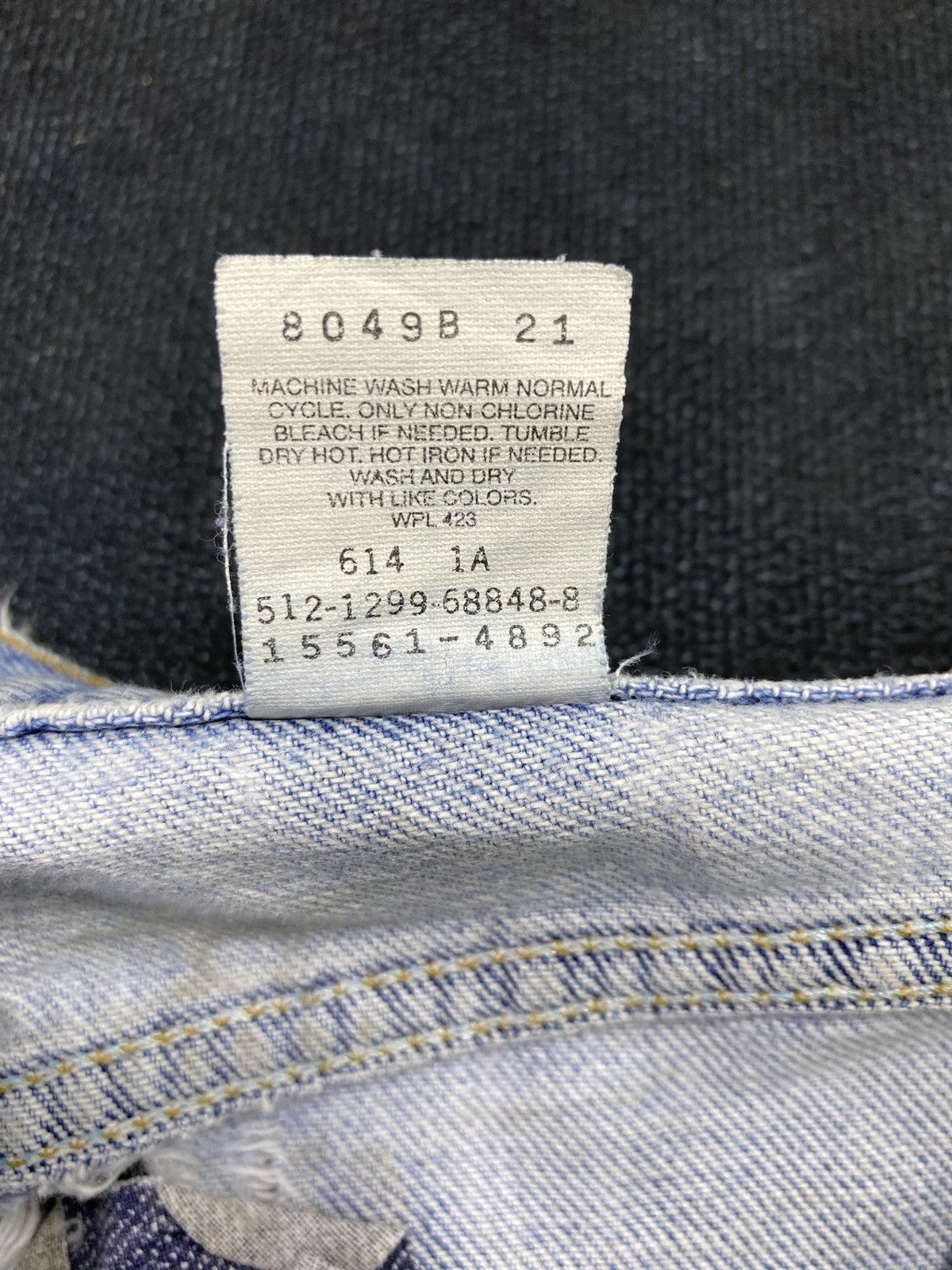 Levi's VINTAGE LEVIS 560 DISTRESSED BLUE WASH JEANS-J445 Size US 32 / EU 48 - 8 Thumbnail