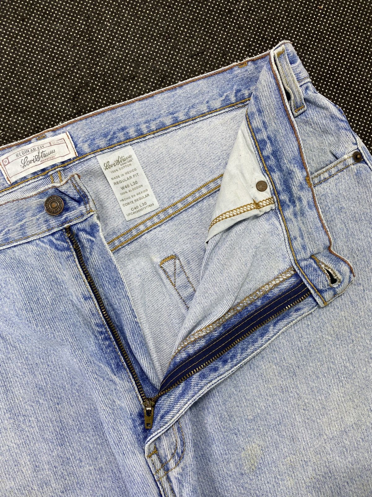 Jean VINTAGE LEVIS SIGNATURE BLUE WASH JEANS -J488 Size US 40 / EU 56 - 5 Thumbnail