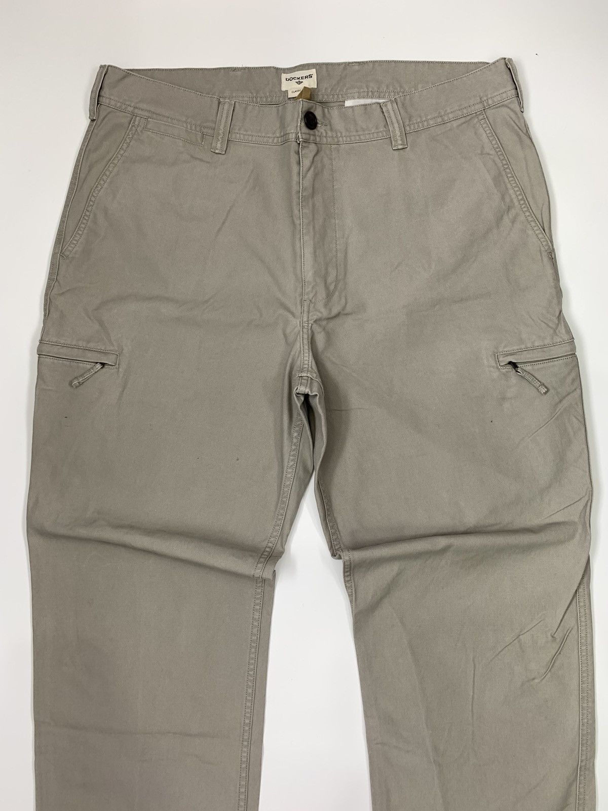 Designer × Dockers Dockers Classic Fit Multipocket Cargo Pant Size US 37 - 2 Thumbnail