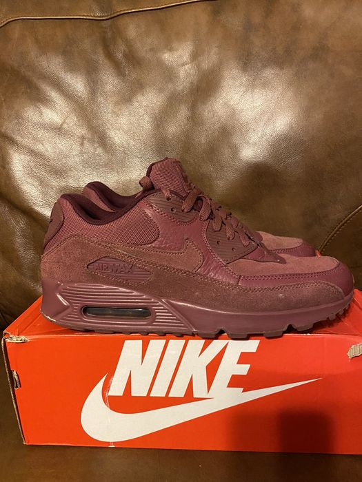 wine colored air max
