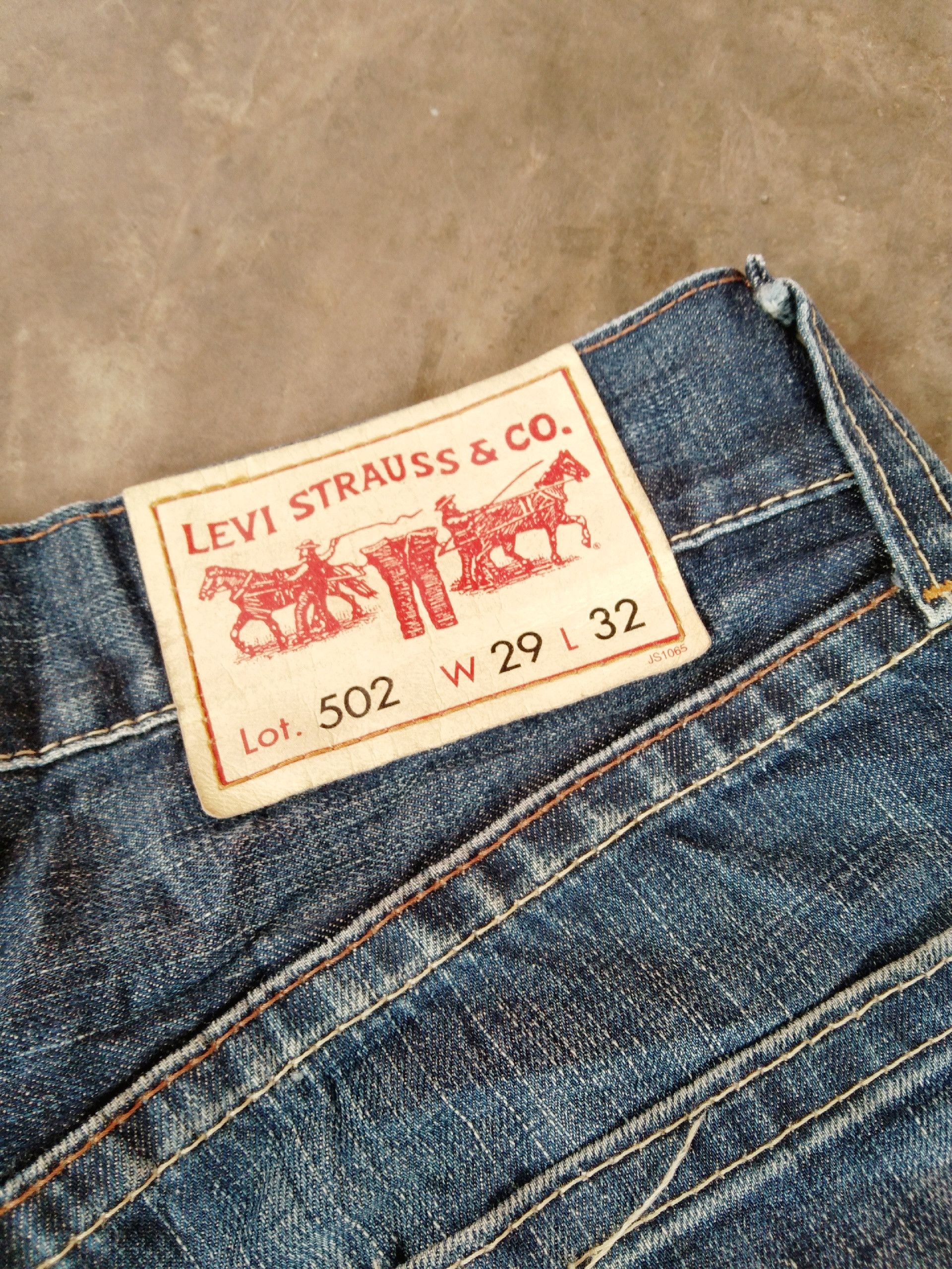 Levi's Vintage Levi's Jeans 502 Distressed Denim 29x31 Size US 29 - 3 Thumbnail