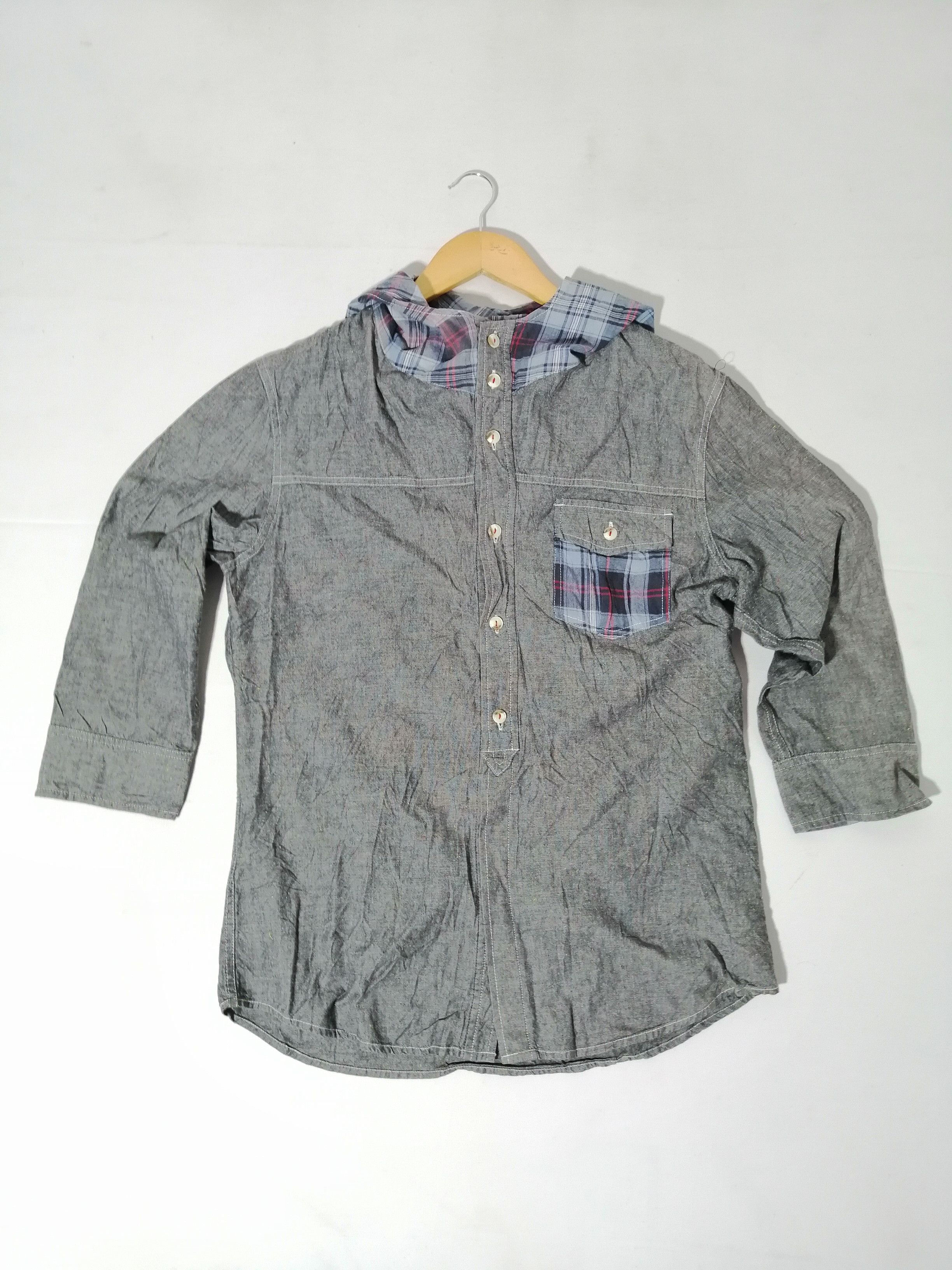 Beams Plus Beams Nice Design Buttons Shirt With Hoodie Size US M / EU 48-50 / 2 - 1 Thumbnail