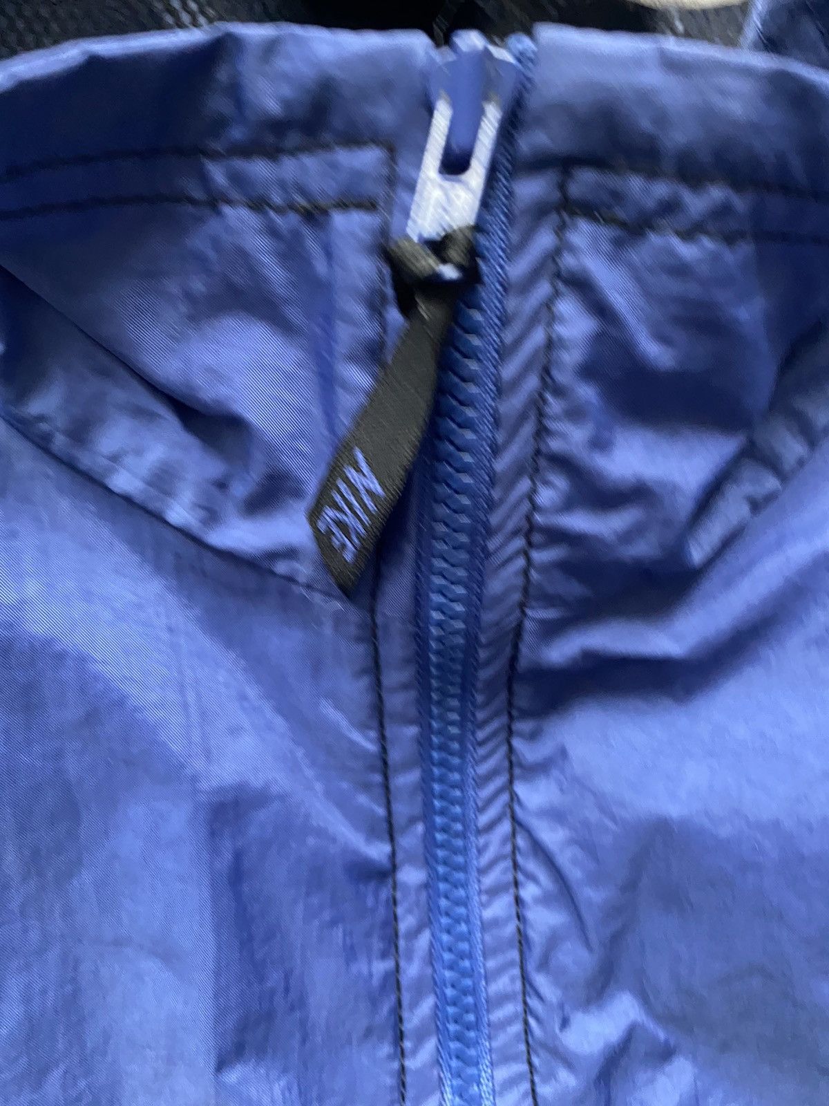 Nike × Vintage Vintage Nike Light Jacket Blue Black Swoosh Zip Size US XL / EU 56 / 4 - 6 Thumbnail