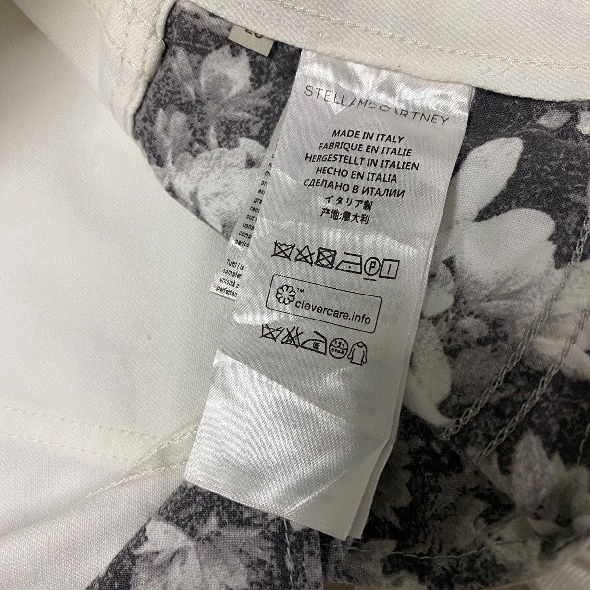 Designer × Stella McCartney Stella McCartney Gold Patchwork Embroidery Boyfriend Jeans Size 30" / US 8 / IT 44 - 21 Thumbnail