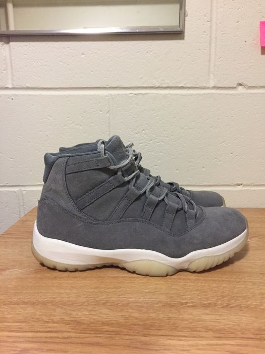 Pinnacle grey outlet 11s