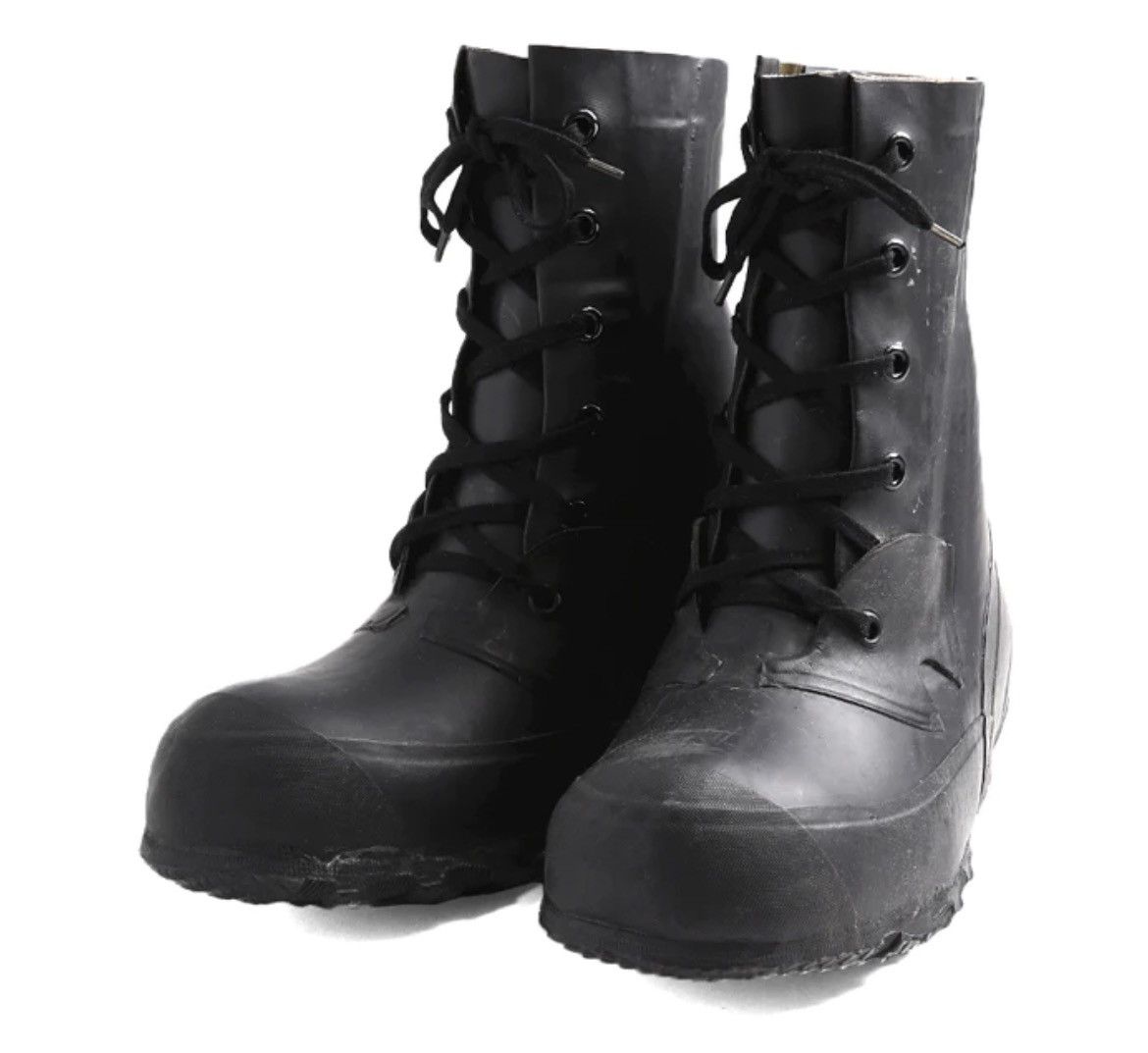 Vintage Black Bunny/ Mickey Boots Wo/ Valve