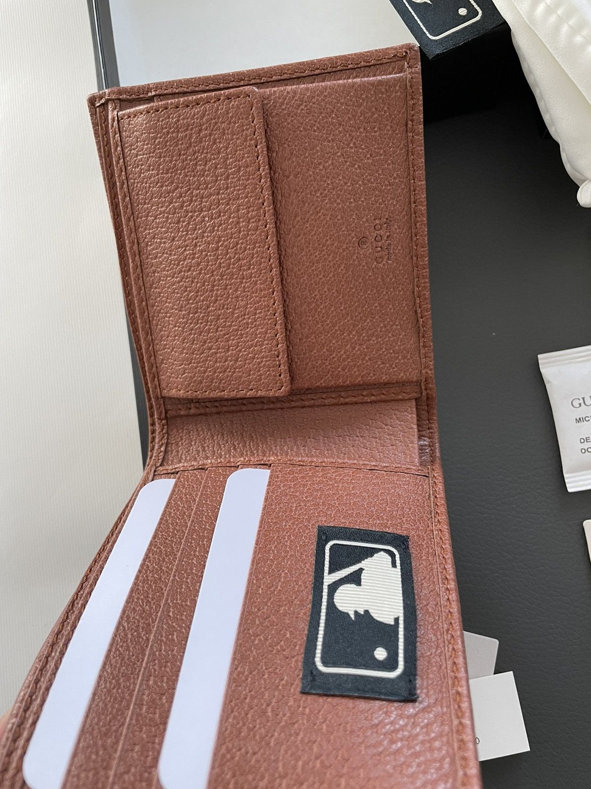 Gucci × New York Yankees Limited Edition Super Runway Gucci x Yankees Wallet Size ONE SIZE - 11 Thumbnail
